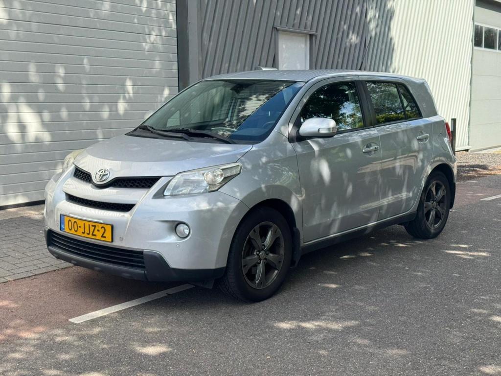 Toyota Urban Cruiser 1.3 VVT-i Dynamic (bj 2009), 101 pk, Gebruikt, 4 cilinders, 49 €/maand