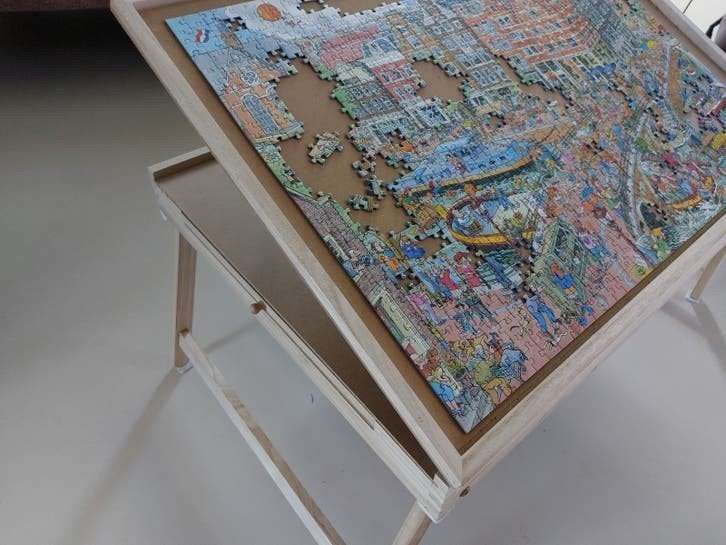 Gereserveerd. puzzelbord met verstelbare standaard, Hobby en Vrije tijd, Denksport en Puzzels, Ophalen, 500 t/m 1500 stukjes, Gebruikt