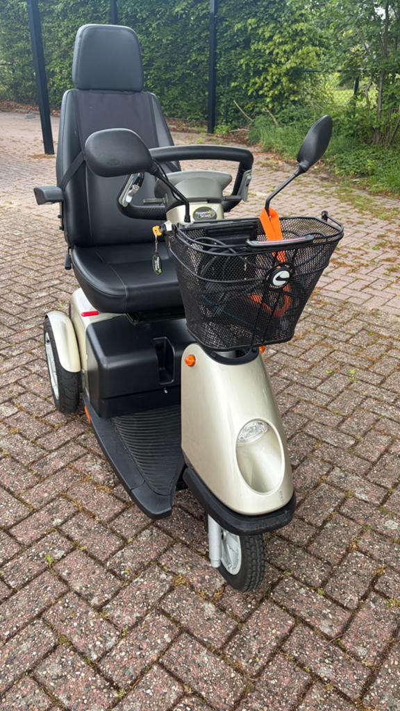 Te koop aangeboden Scootmobiel Sterling 6 Bouwjaar 2020, Gebruikt, Ophalen of Verzenden, 26 t/m 35 km, Sterling