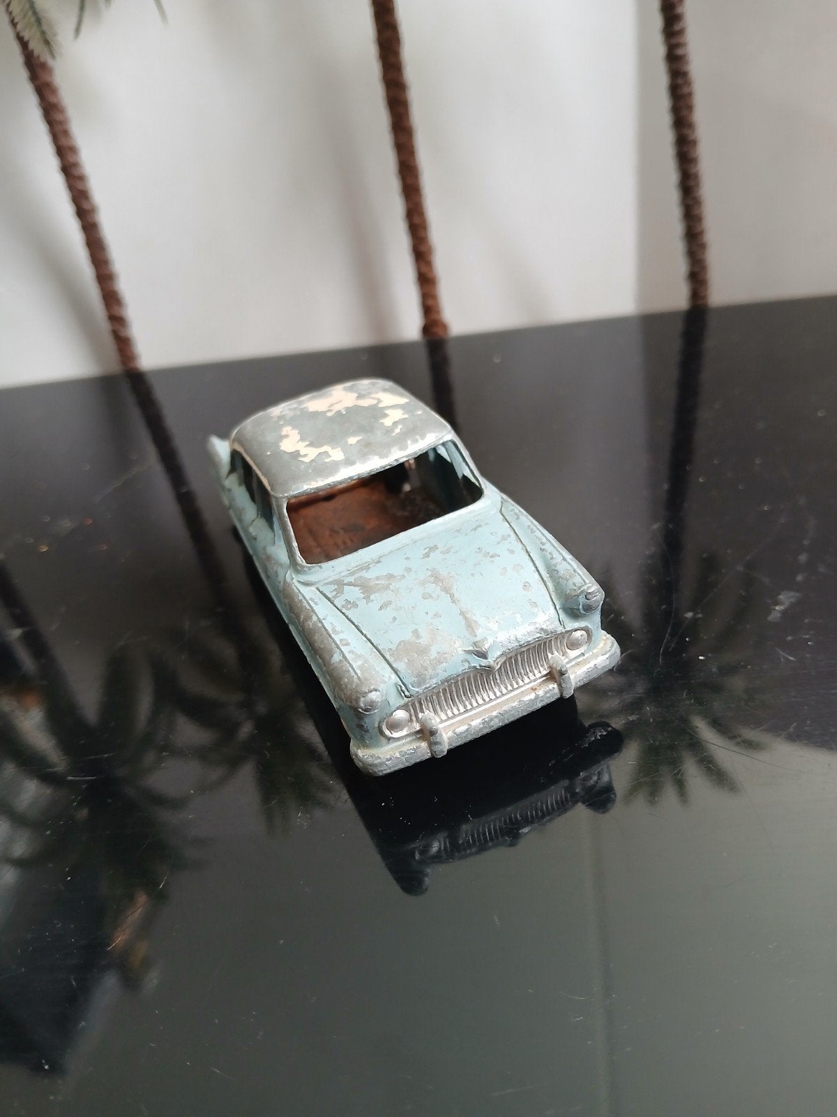 Simca Versailles.  Dinky toys France 24Z, Ophalen of Verzenden, Gebruikt, Auto, Dinky Toys
