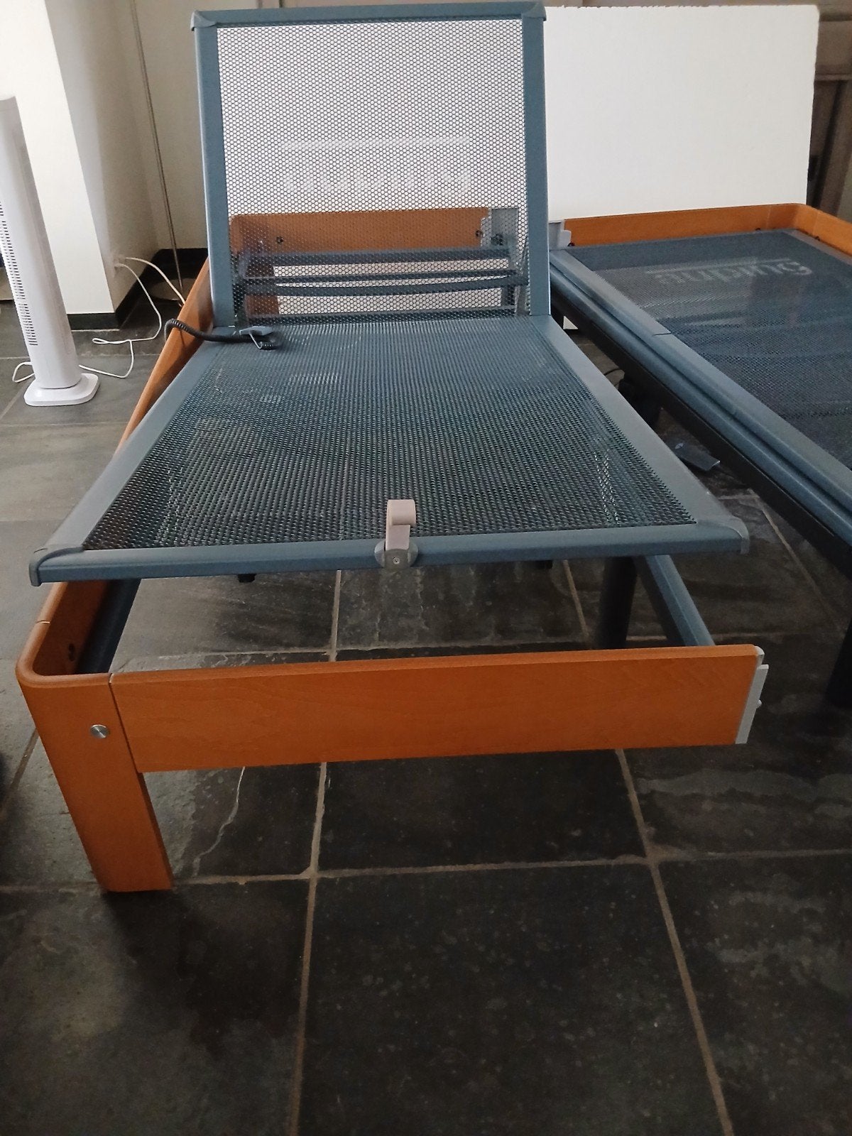 AUPING ELEKTRISCH  EXTRA LANG MIDDELHOOG hoog 41.5  180X210, Verstelbaar, 210 cm, Ophalen of Verzenden, Zo goed als nieuw