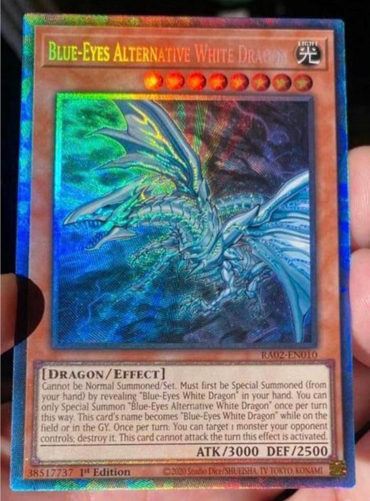 Yu-Gi-Oh! Blue Eyes Alternative White  Dragon RA02 1st !, Ophalen of Verzenden, Zo goed als nieuw, Losse kaart, Foil