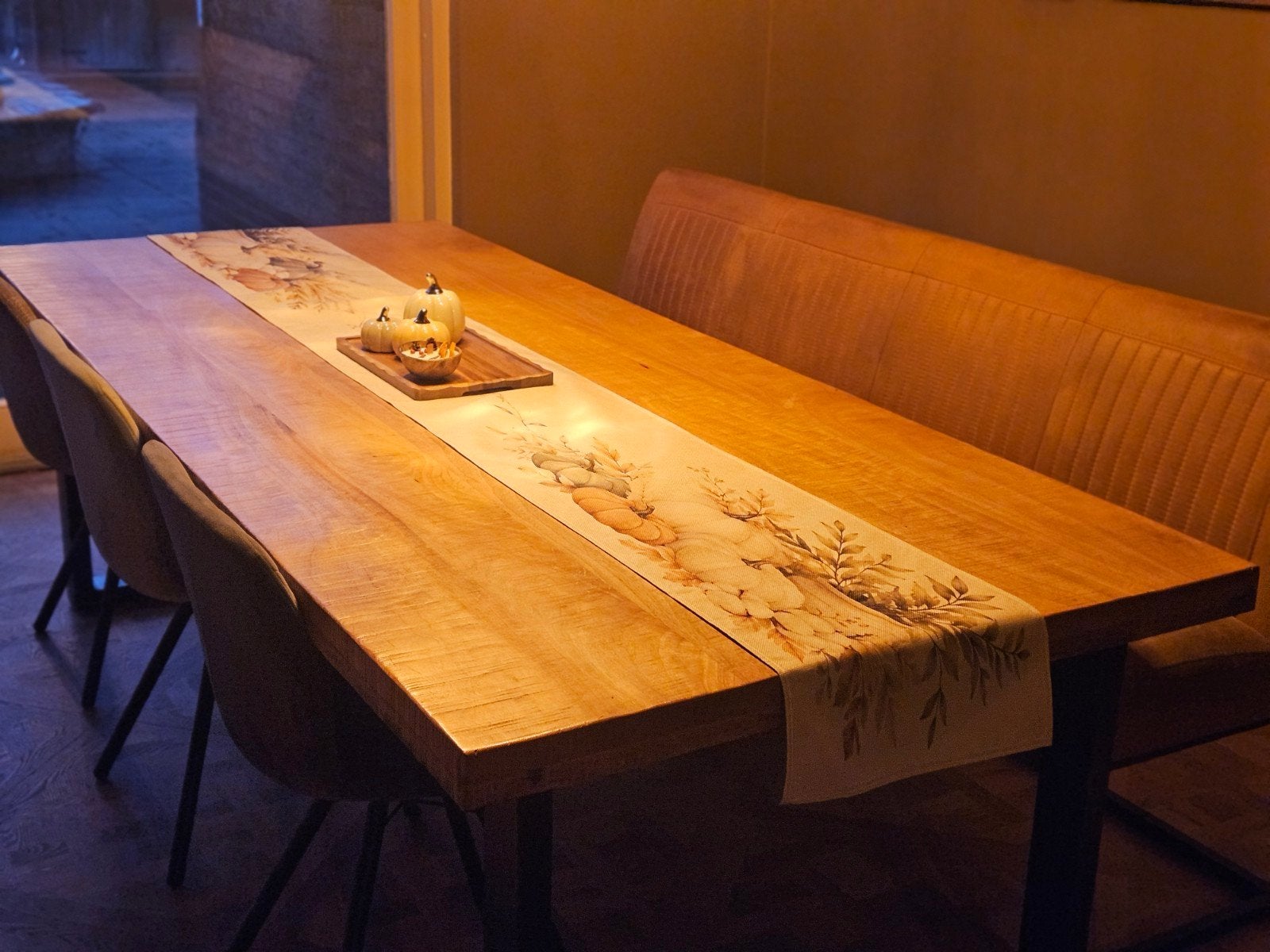 Moderne eetkamerstoelen en eetkamerbank - Zo goed als nieuw, Ophalen, Drie, Zo goed als nieuw, Metaal