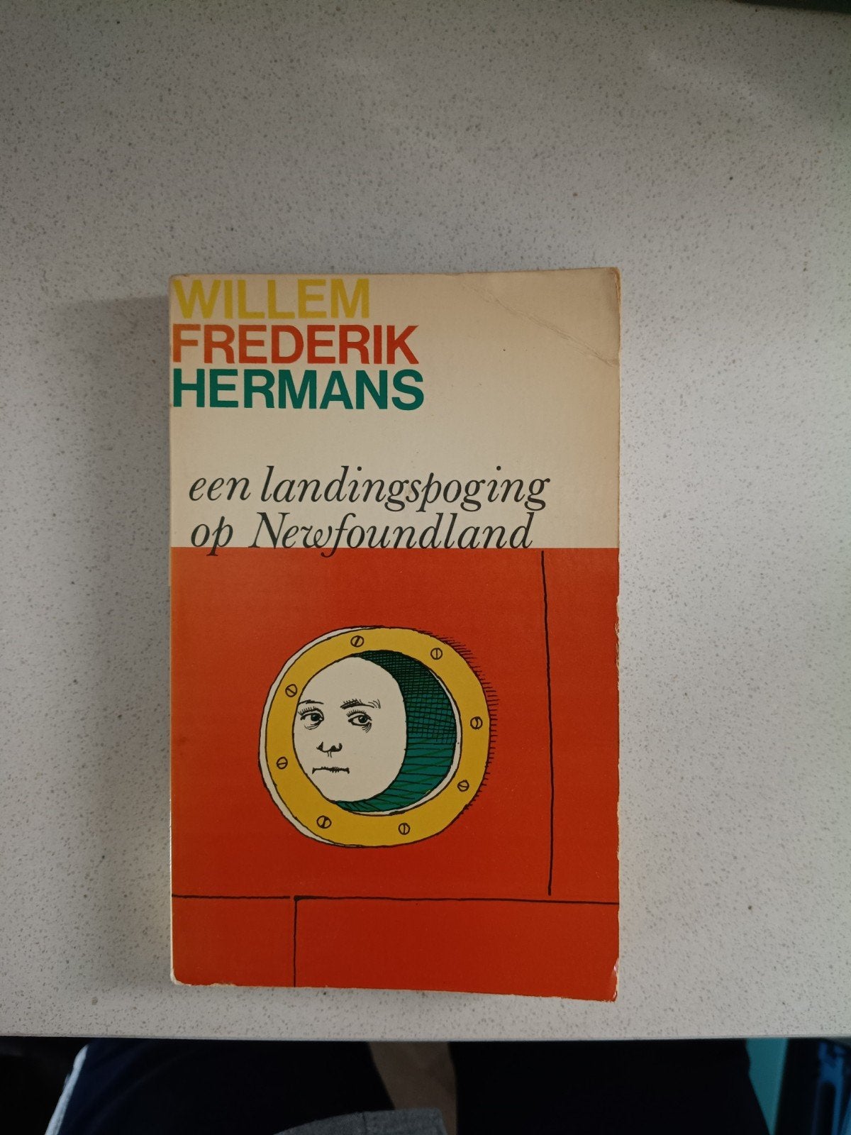 Een Landingspoging op Newfoundland - W.F. Hermans, Boeken, Ophalen of Verzenden, Gelezen