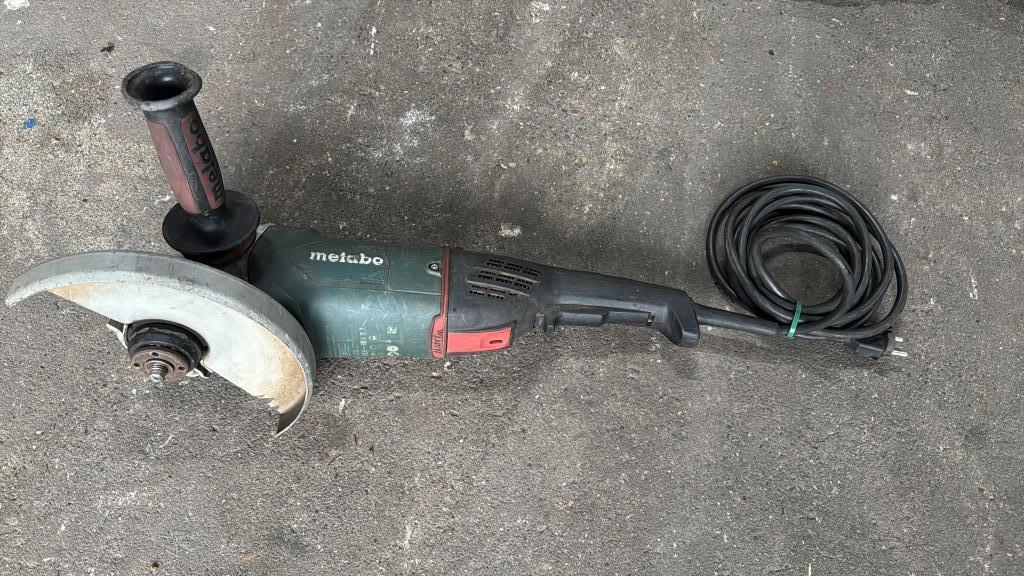 Partij Metabo haakse slijper 230mm, Ophalen, Gebruikt, Nn, Nn