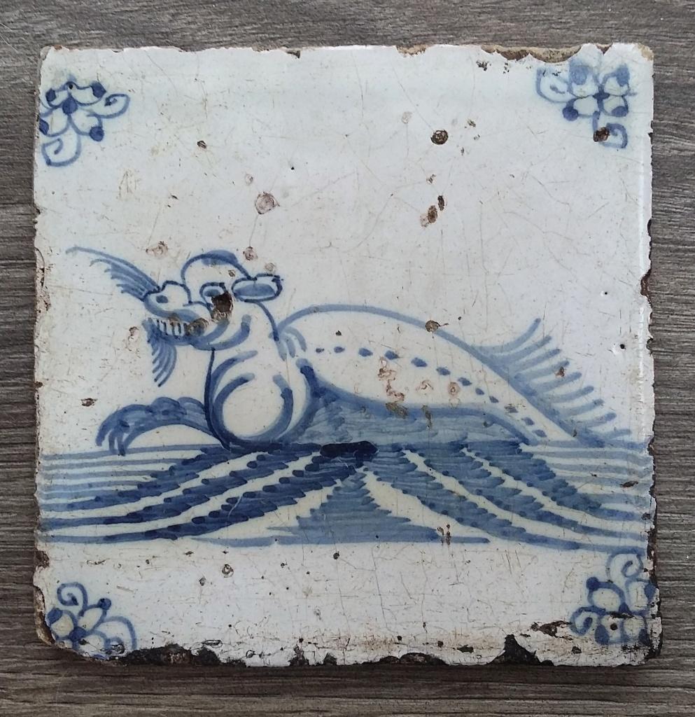 Omstreeks 1700 -1750 Delft Delftse Faience Tegel ZEEMONSTER, Antiek en Kunst, Ophalen of Verzenden