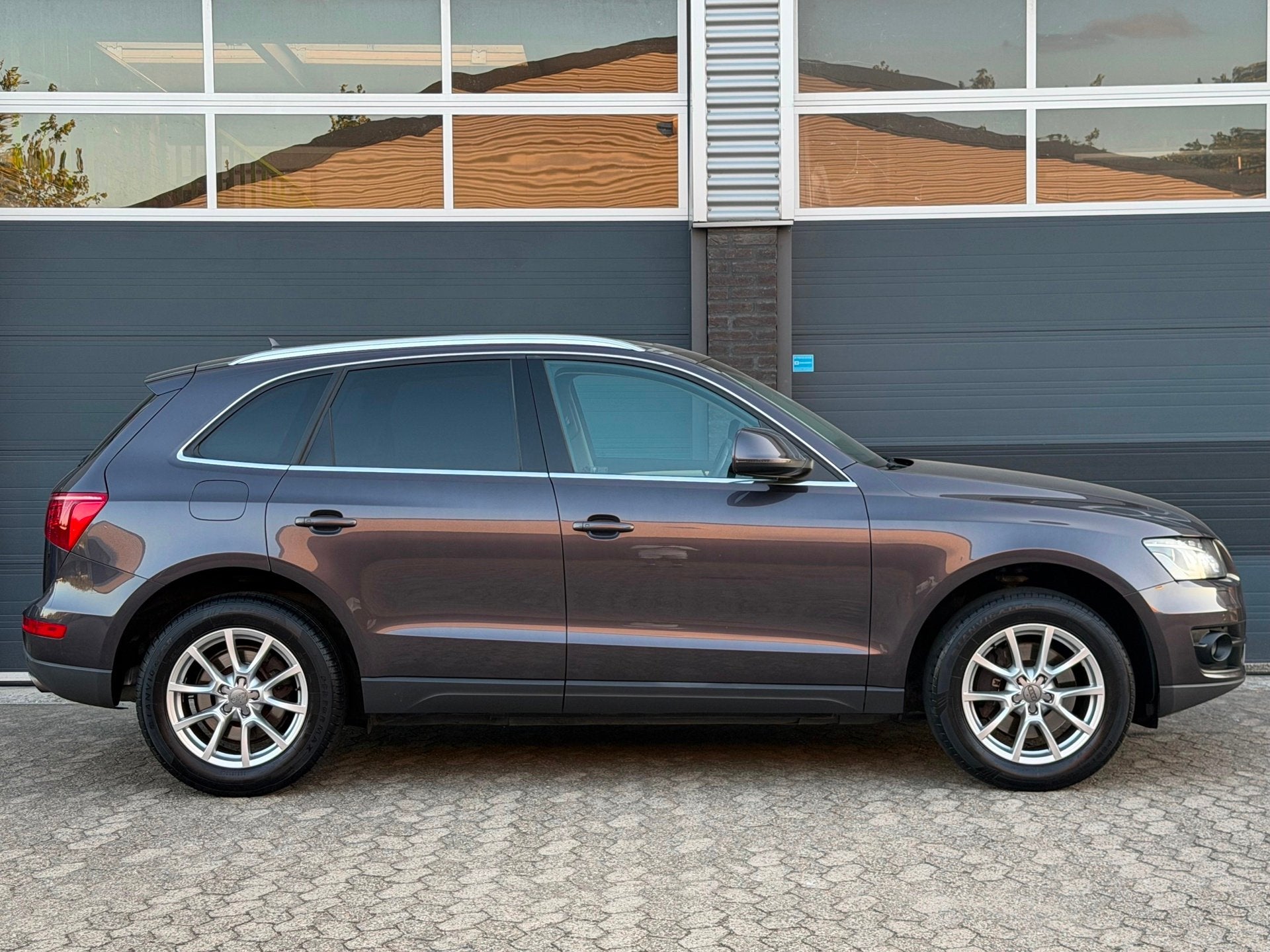 Audi Q5 3.2 FSI quattro Pro Line PANO LEER CAMERA ACC CLIMA, Auto's, Audi, Gebruikt, Zwart, Zwart, Bedrijf