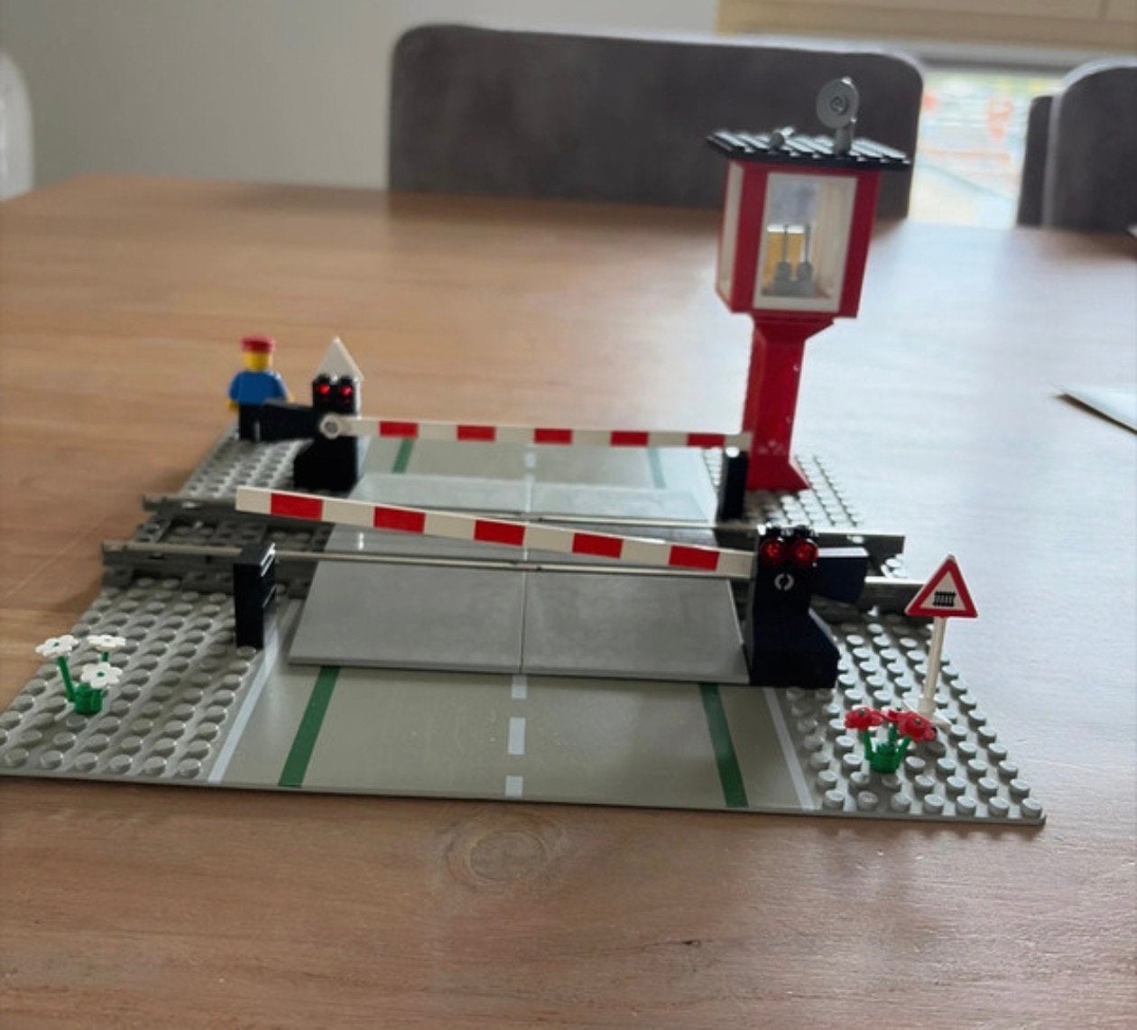 Lego 4539 treinweg overgang compleet incl boekje, Gebruikt, Lego, Ophalen of Verzenden, Inclusief instructies