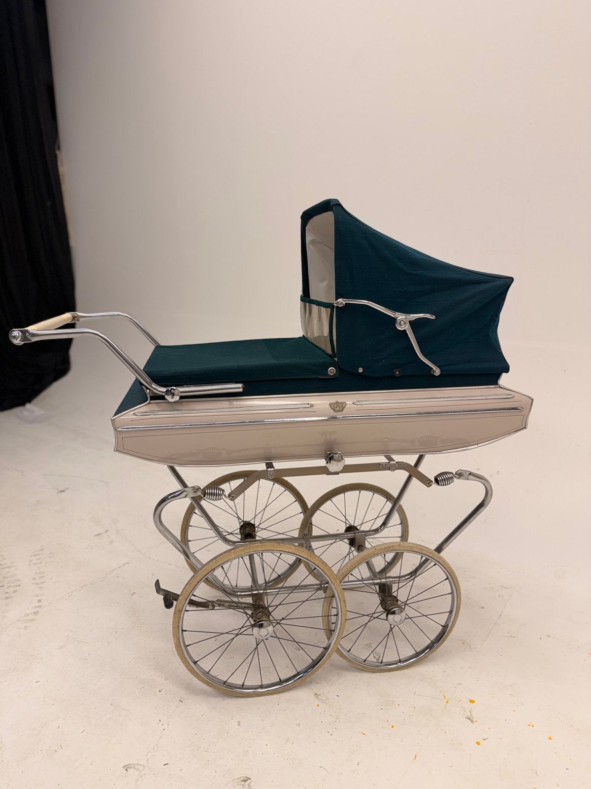 Vintage Kinderwagen - Klassieke Stijl - groen, Gebruikt, Ophalen of Verzenden, Met reiswieg, Kinderwagen