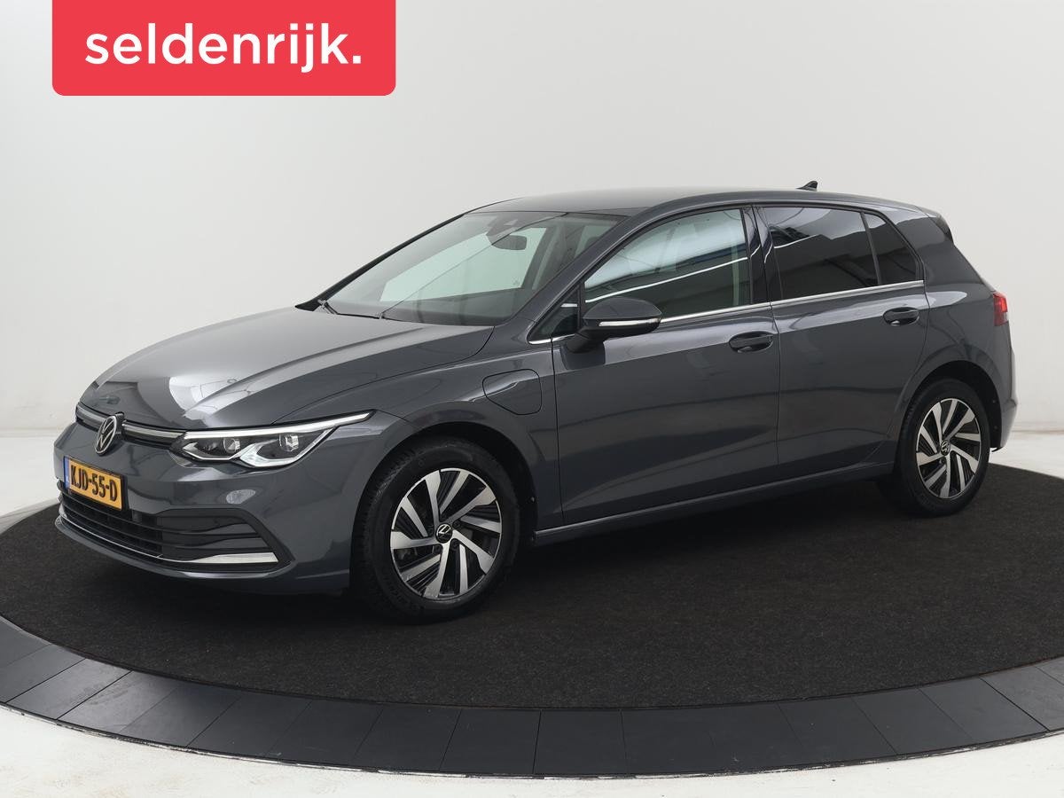 Volkswagen Golf 1.4 eHybrid Style | SOH 88% | Massage | Carp, Auto's, 1490 kg, Gebruikt, Plug-in hybride, 13 kWh