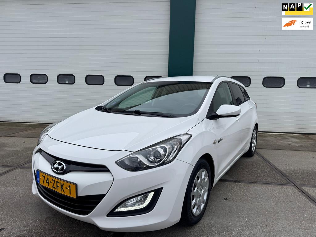 Hyundai I30 Wagon 1.6 GDI i-Motion, Auto's, Hyundai, Voorwielaandrijving, Euro 5, Gebruikt, 4 cilinders