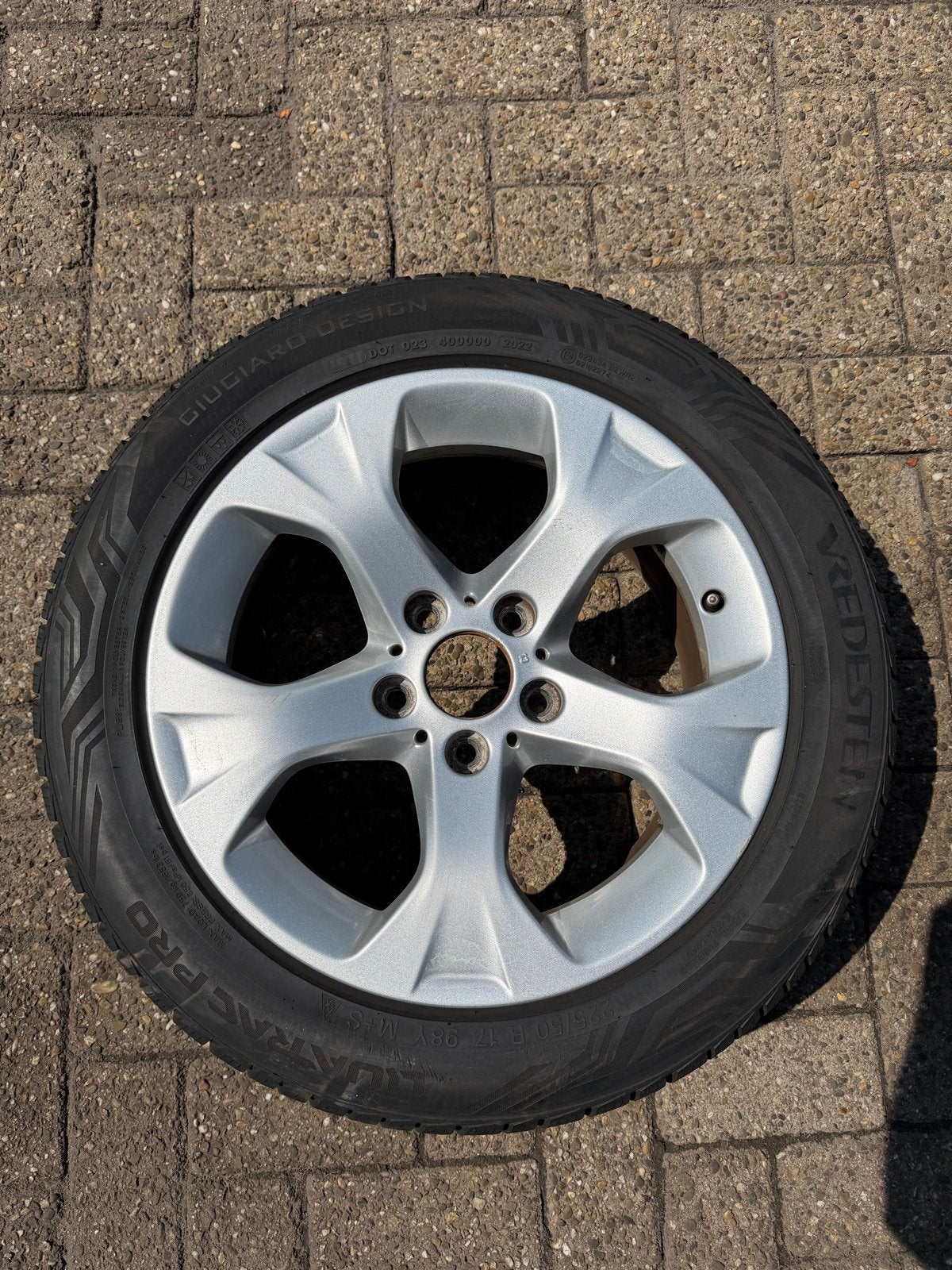 BMW X1 4 Vredestein Quatrac Pro All Season banden 225/50 R17, Auto-onderdelen, Banden en Velgen, Ophalen, Gebruikt, Banden en Velgen