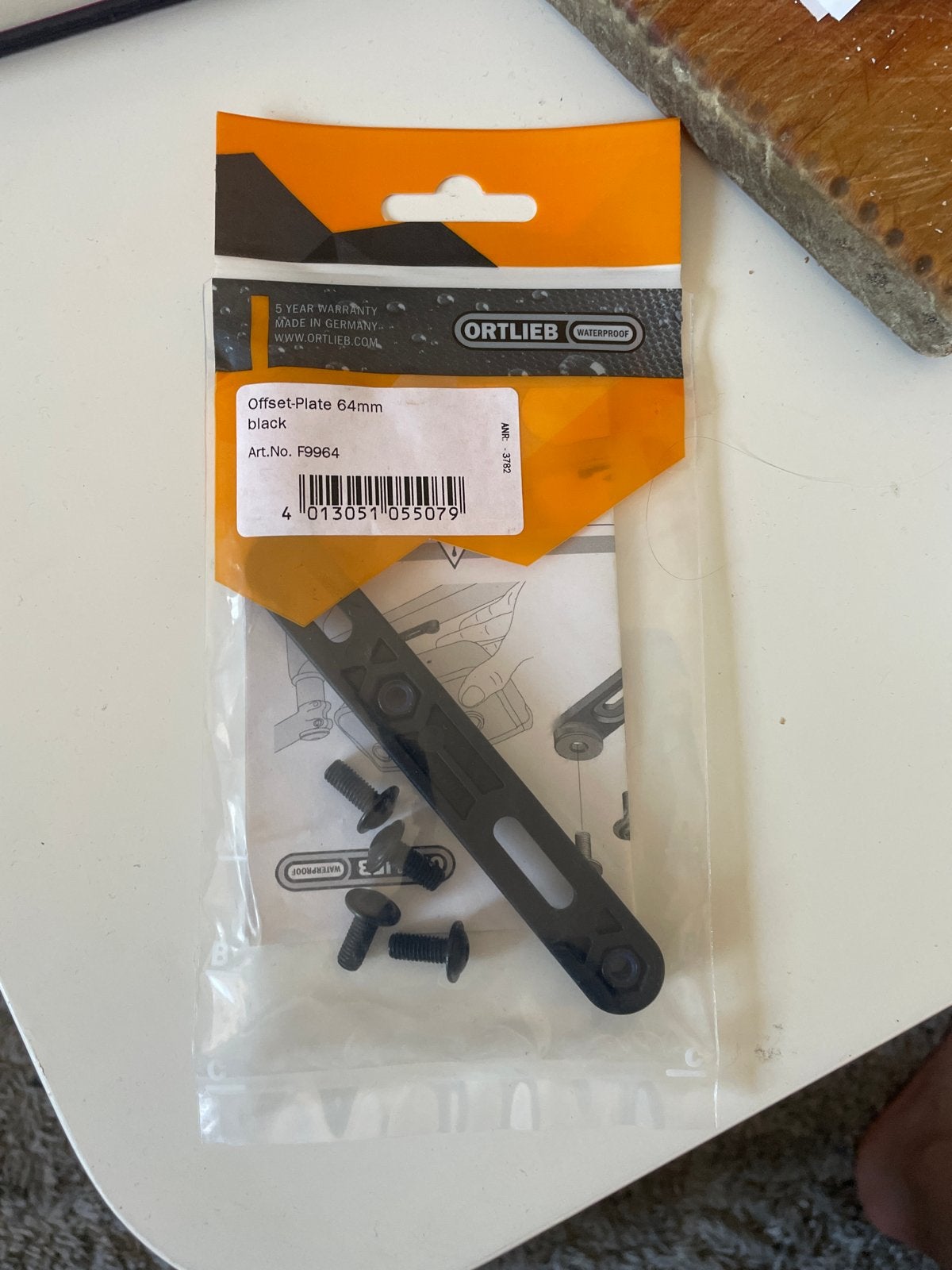 Ortlieb Offset-Plate 64mm Zwart - Nieuw in verpakking, Ophalen of Verzenden, Nieuw, Overige typen, Minder dan 20 kg