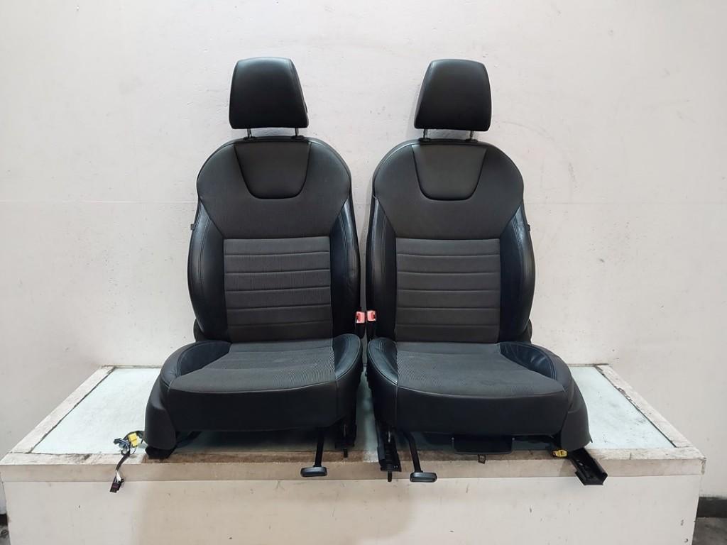 Interieur Skoda Octavia Combi (5EAC) 2016 5Q4881105A, Auto-onderdelen, Info@skoda-auto.de, Skoda, Škoda Auto Deutschland GmbH