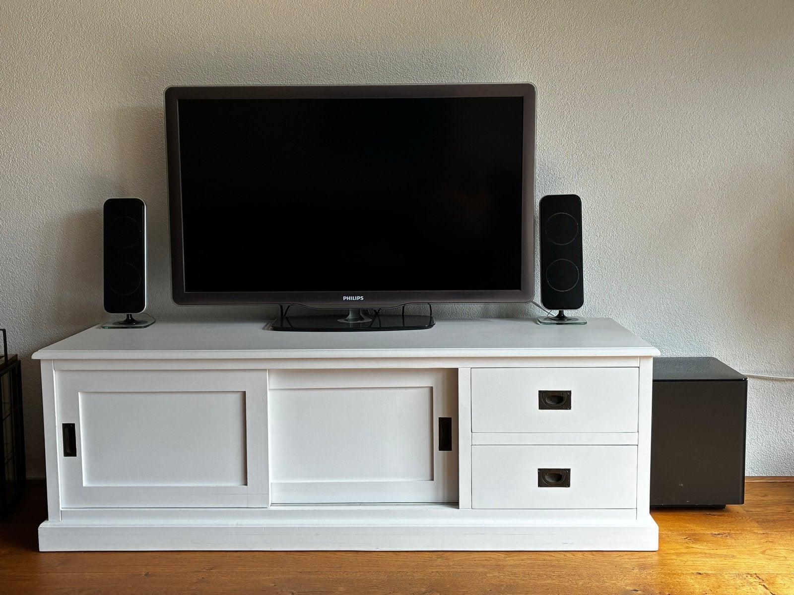 Witte TV kast met schuifdeuren en lades, Ophalen, Gebruikt, 100 tot 150 cm, Minder dan 100 cm