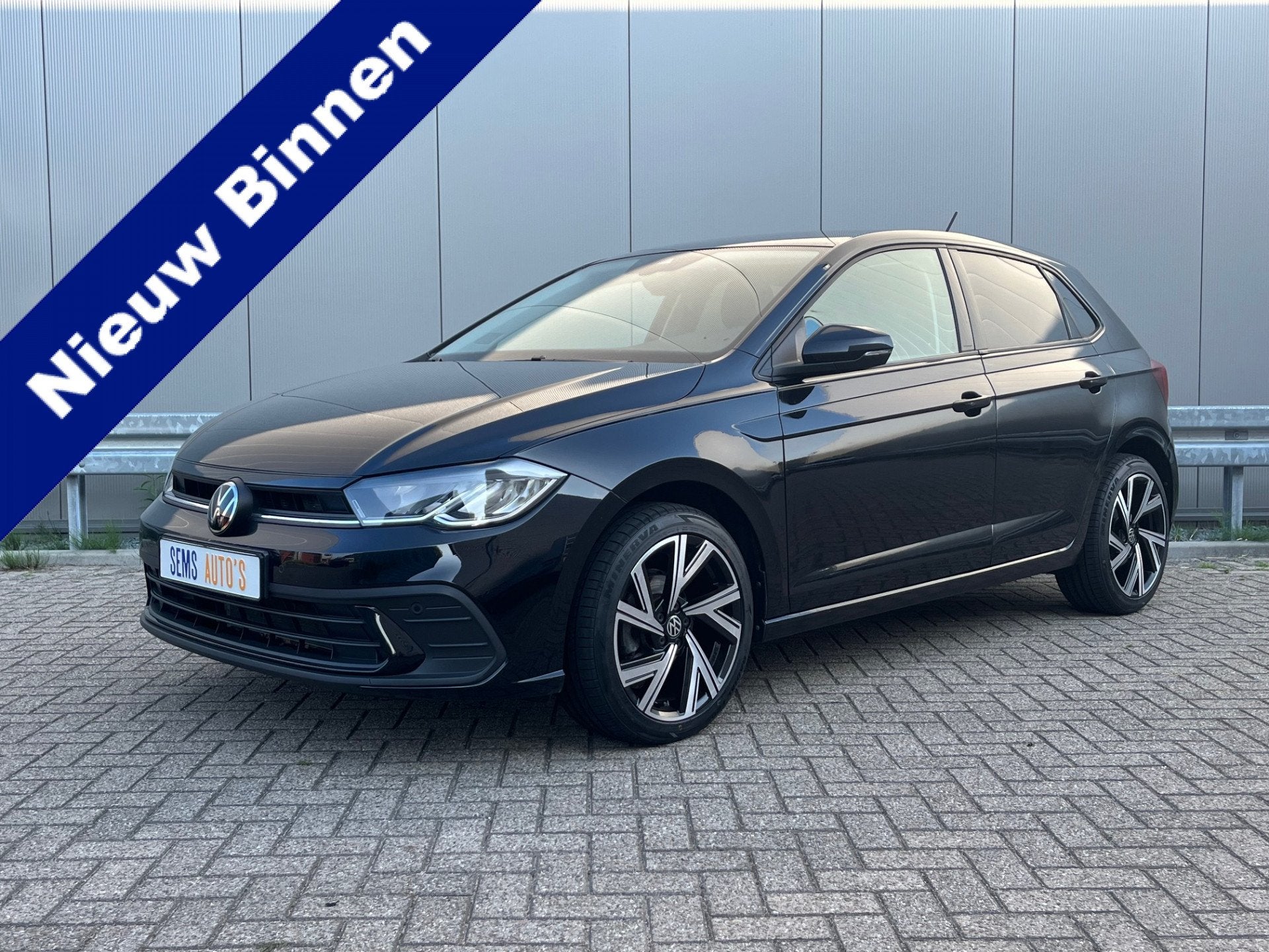 Volkswagen Polo 1.0 TSI Stoel verw/ Trekhaak / Automaat, Automatische klimaatregeling, Zwart, Bedrijf, 19 km/l