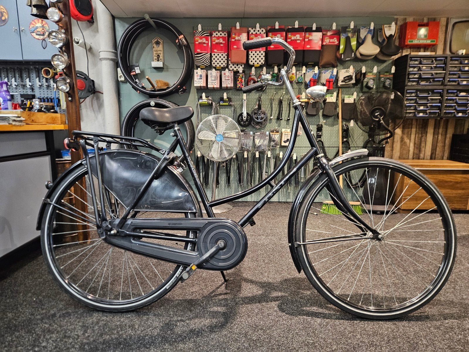 BSP Omafiets - Klassieke Zwarte Damesfiets, Ophalen, Terugtraprem, Gebruikt, 56 cm of meer
