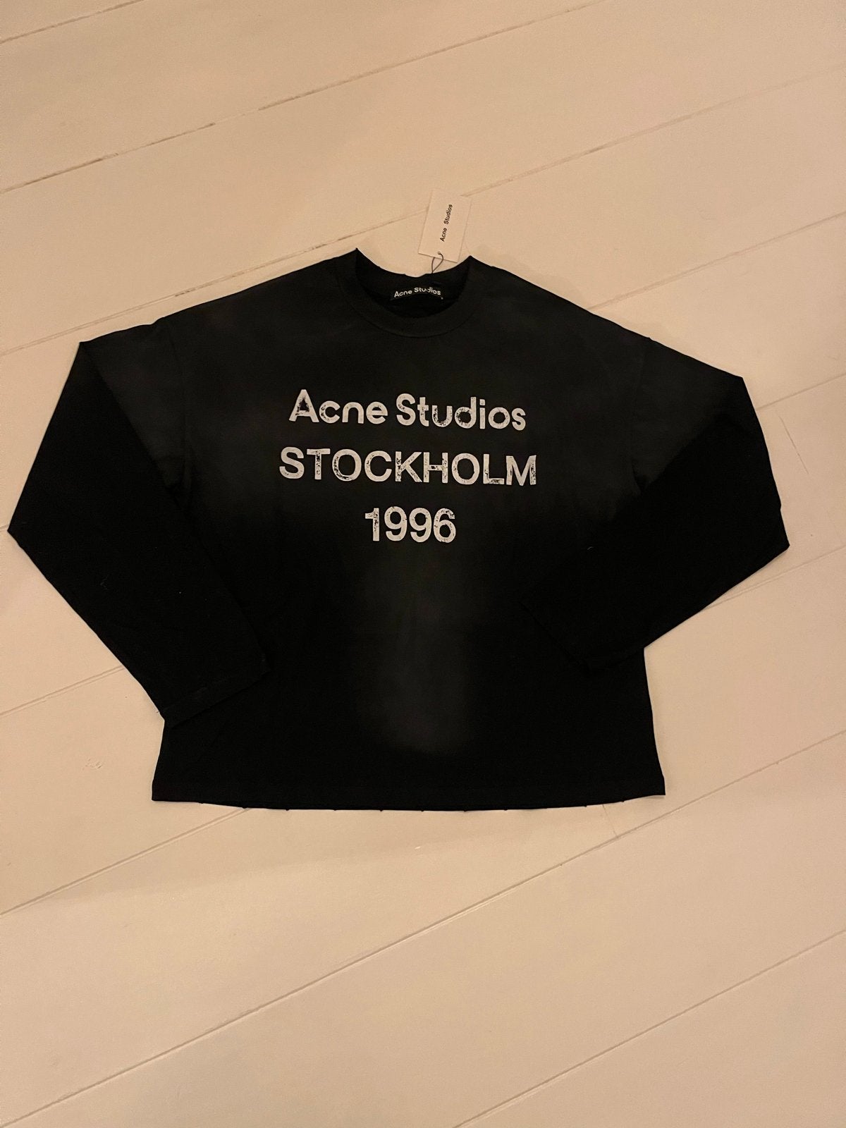 Acne Studios Stockholm 1996 T-shirt Zwart Maat M, Ophalen of Verzenden, Nieuw, Zwart