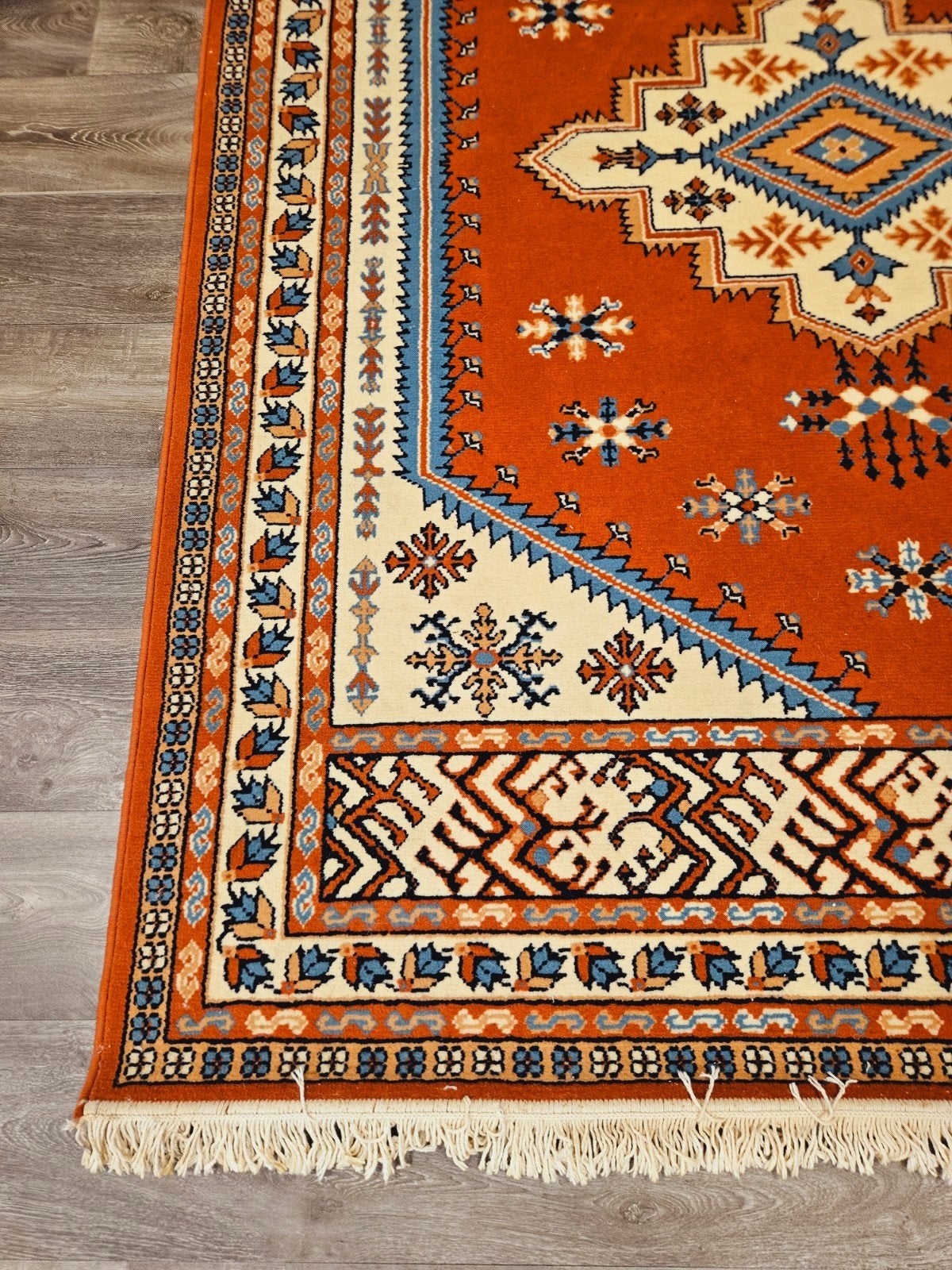 Perzisch Tapijt. prachtige kleuren en patronen! Weg = Weg!, Huis en Inrichting, Stoffering | Tapijten en Kleden, Perzisch, 200 cm of meer