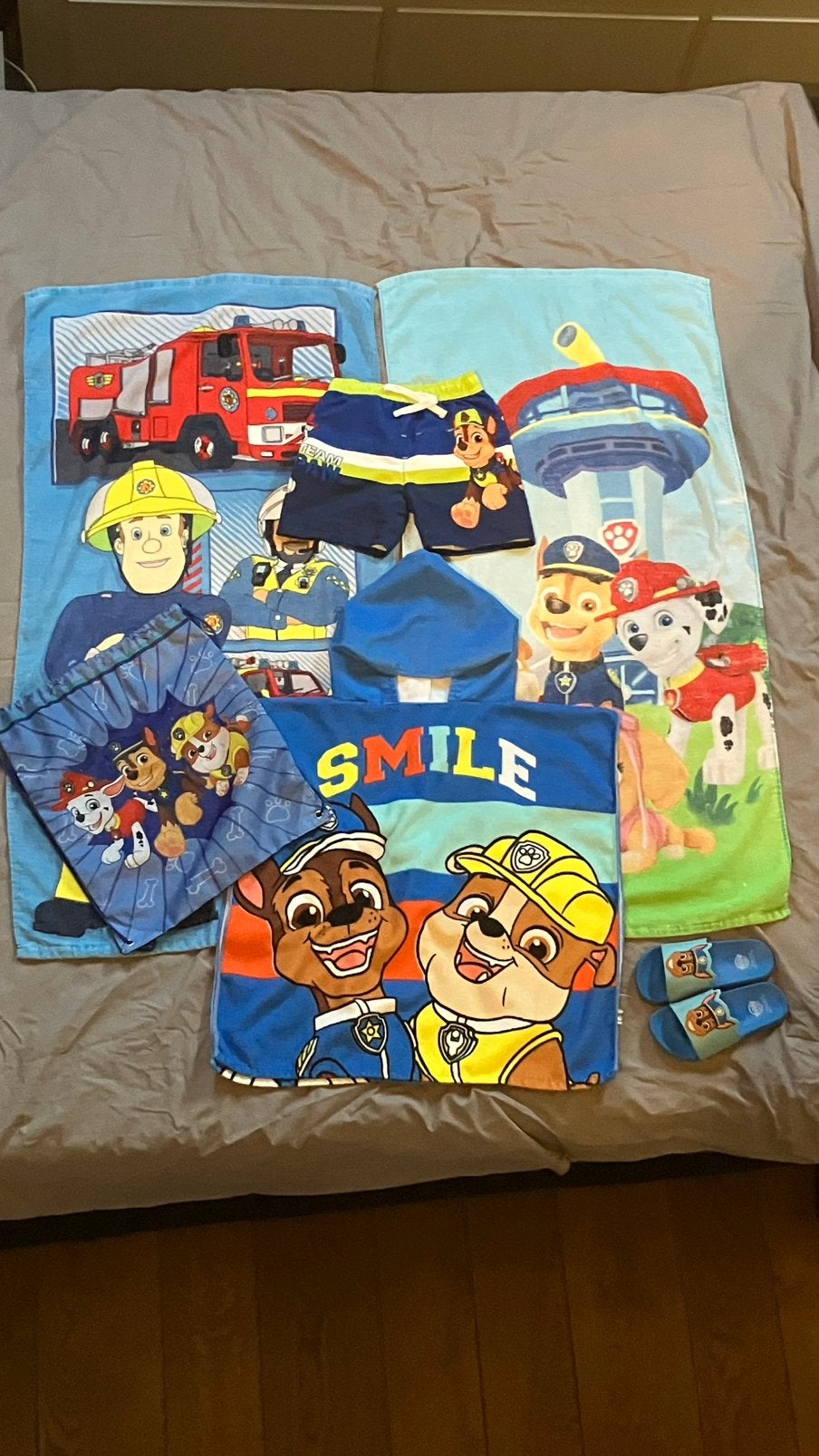 Paw patrol zwembroek poncho tas set, Ophalen of Verzenden, Zo goed als nieuw, Jongen, Zwembroek