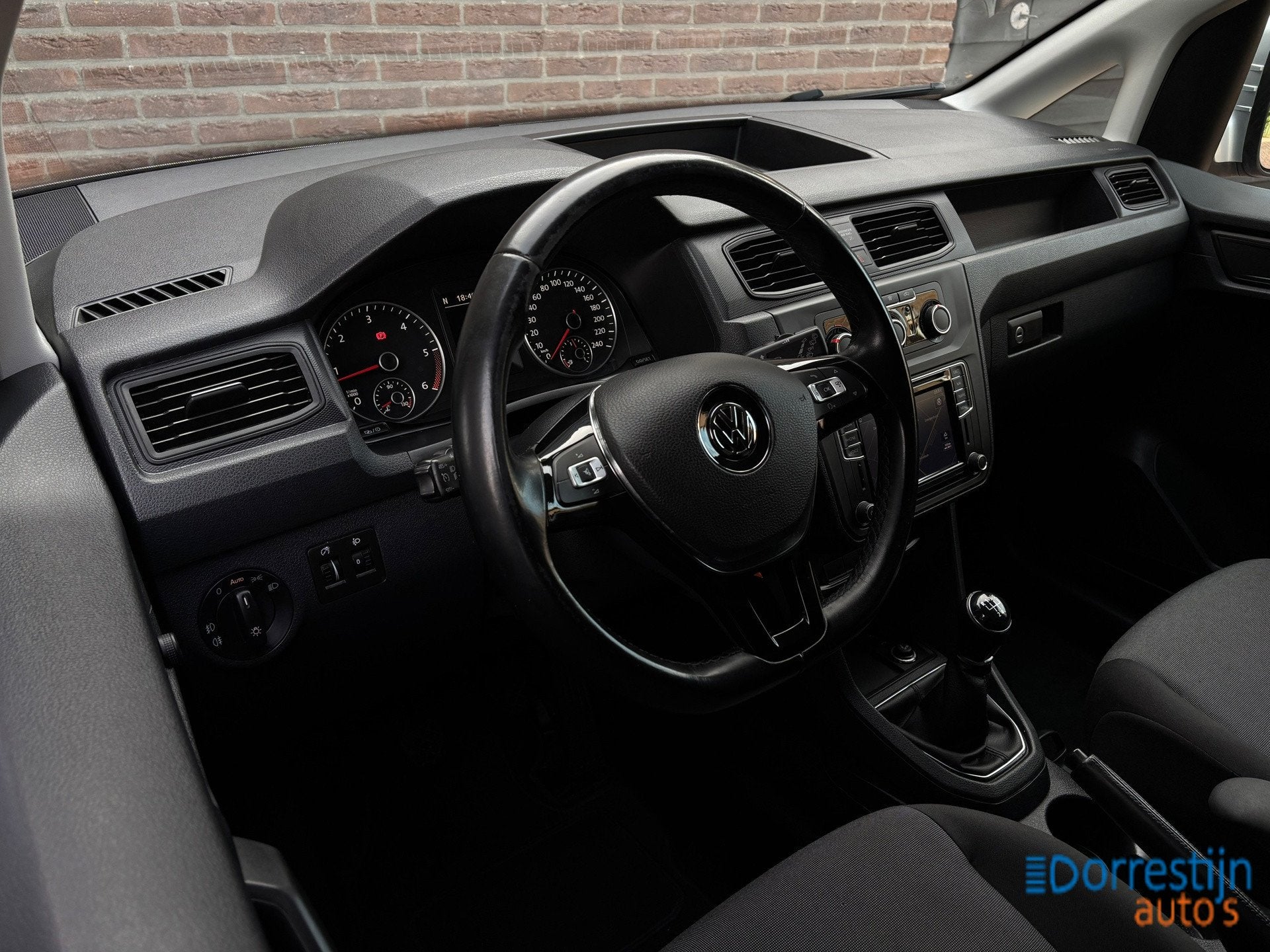 Volkswagen Caddy 1.6 TDI L1H1 Highline | Trekhaak | Cruise |, Voorwielaandrijving, Euro 5, Stof, Gebruikt