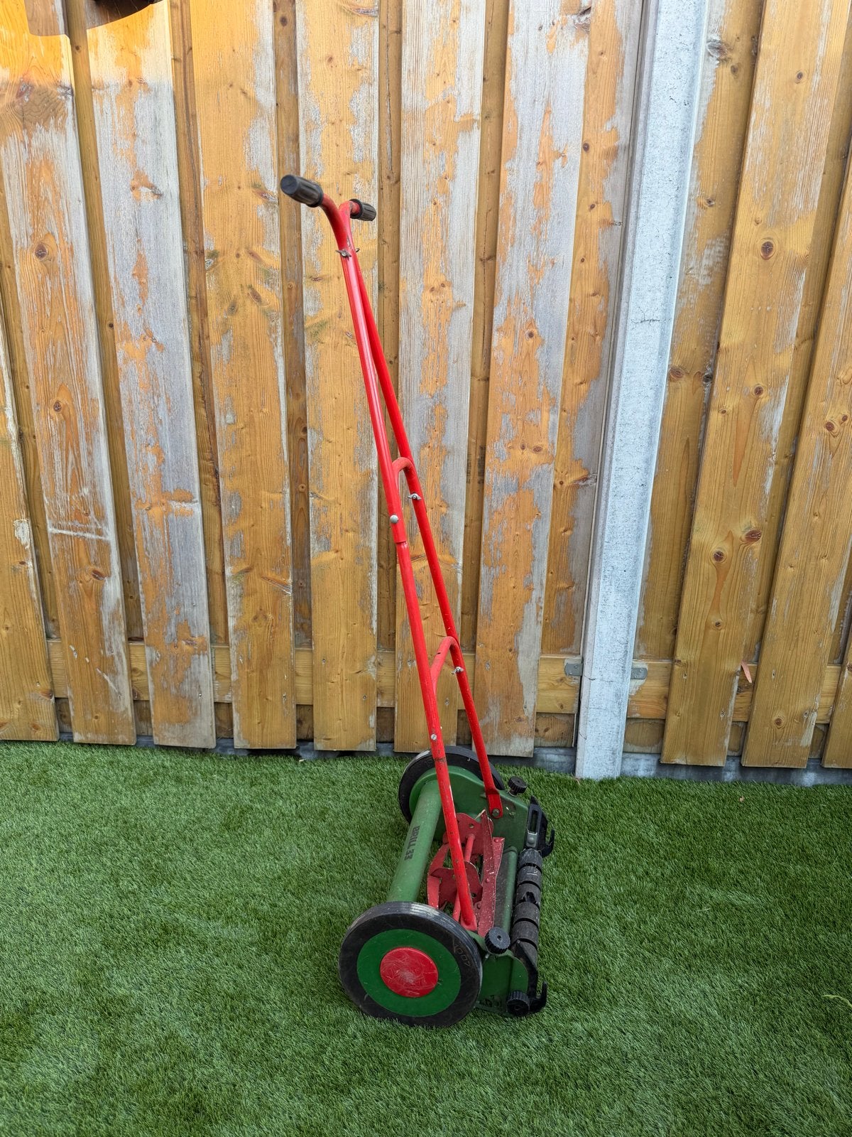 Brill 33 Handgrasmaaier - Compact en Efficiënt, Ophalen, Gebruikt, Handgrasmaaier, 30 t/m 39 cm