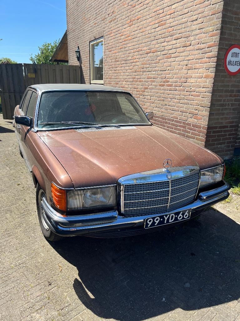 Mercedes-Benz S-Klasse 2.7 280 SE 1977 Bruin, Auto's, Automaat, Achterwielaandrijving, Zwart, Bruin