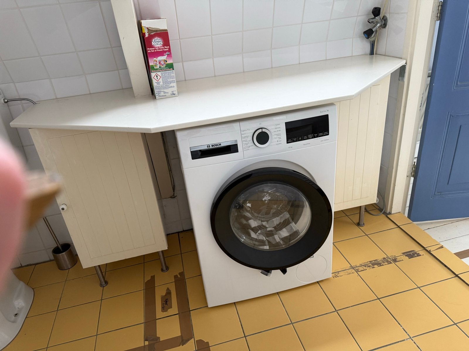 IKEA kastjes 2x (STENSUND off-white deurtjes; plus werkblad), Huis en Inrichting, Kasten | Overige, Ophalen, Gebruikt