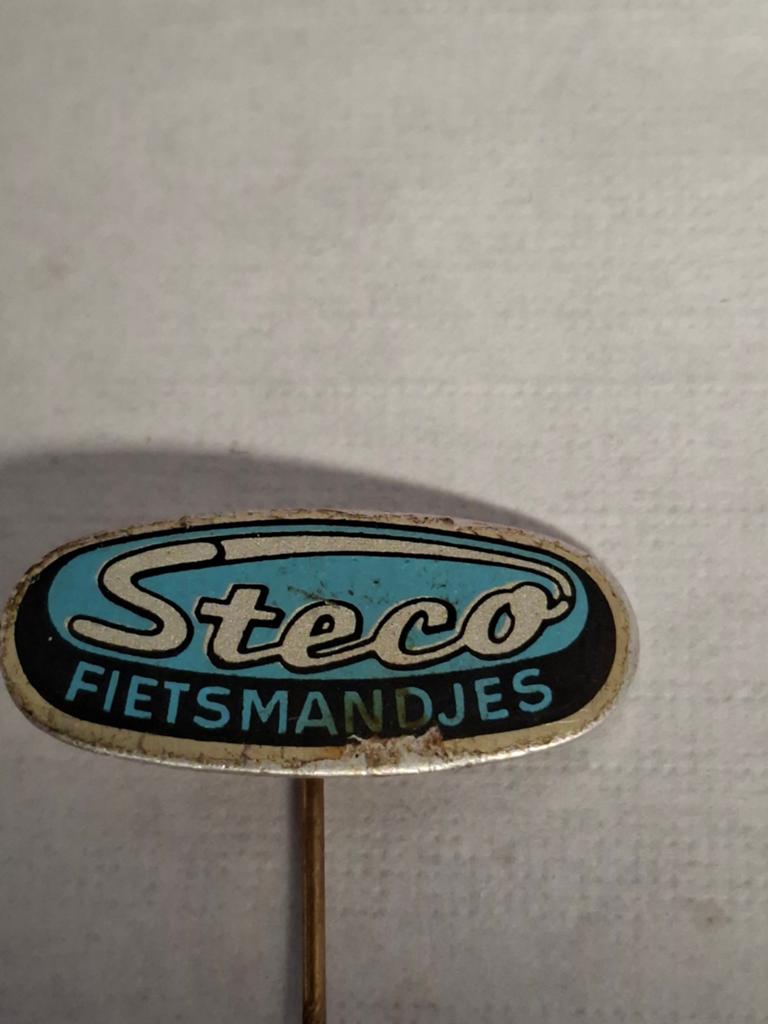 Vintage Steco Fietsmandjes Speldje, Ophalen of Verzenden, Gebruikt, Merk, Speldje of Pin