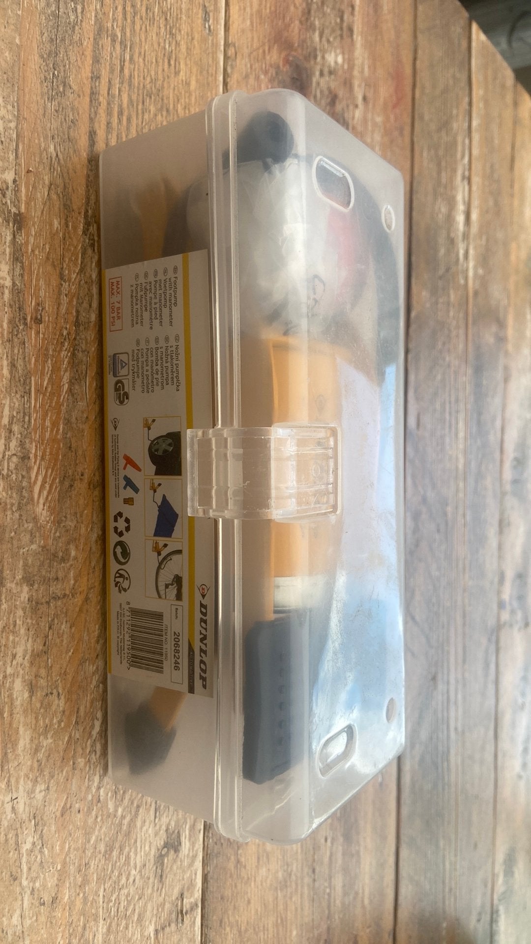 Voetpomp met manomete voor fiets en suto metk Dunlop, Ophalen of Verzenden, Drukmeter, Zo goed als nieuw