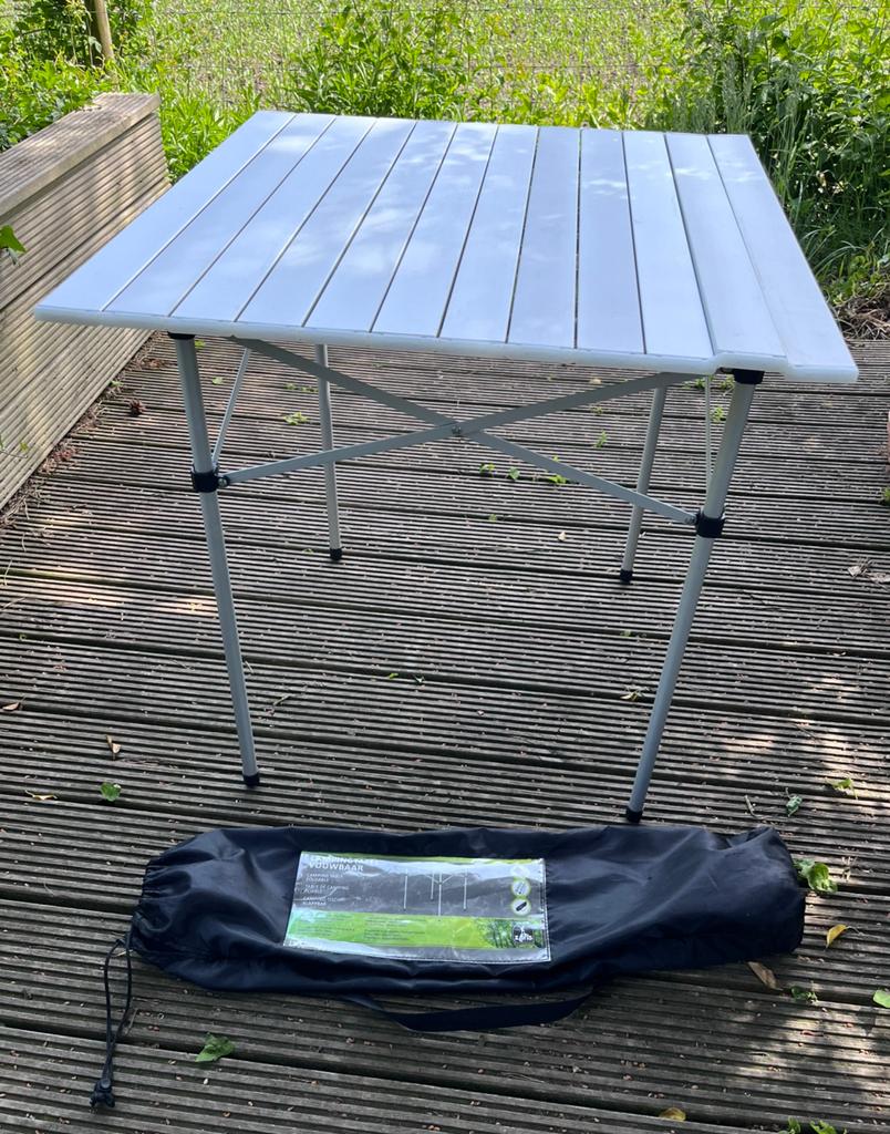 Campingtafel opvouwbaar 70x70x70 cm, Ophalen of Verzenden, Zo goed als nieuw, Campingtafel