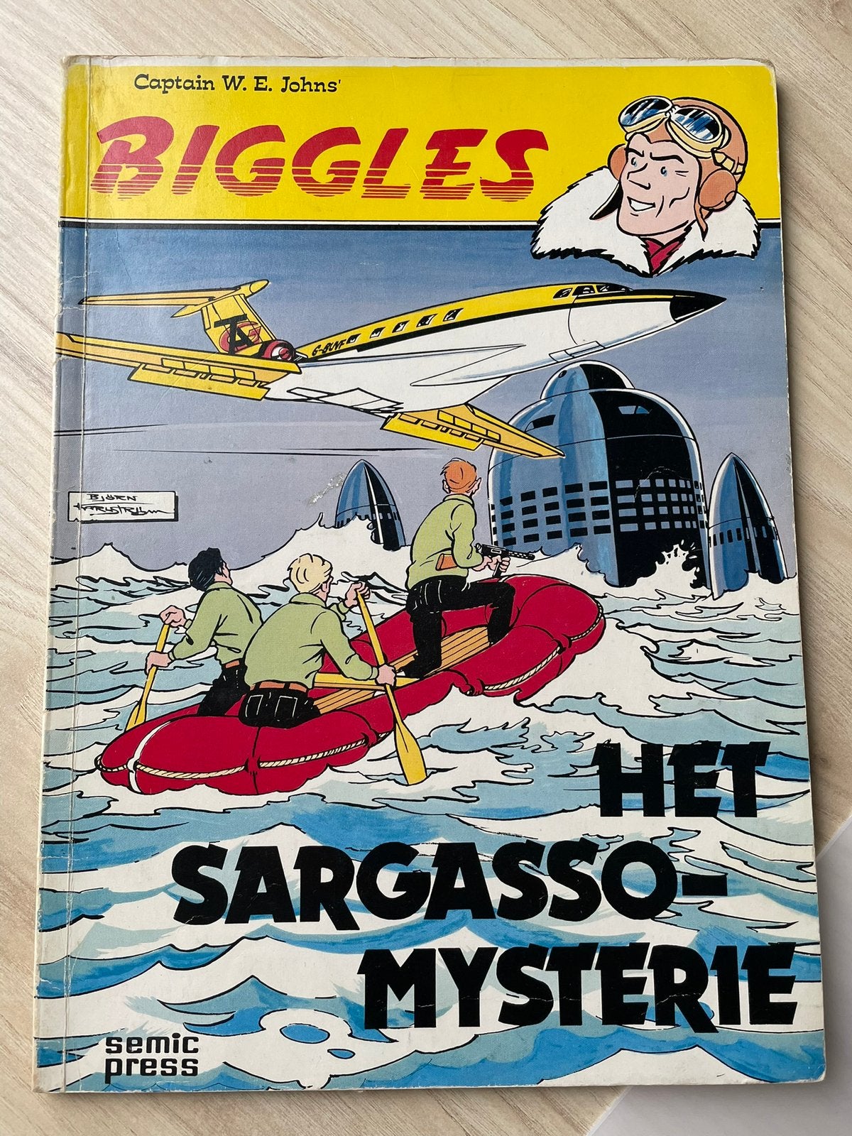 BIGGLES “het Sargasso-mysterie” deel 1, Eén stripboek, Ophalen of Verzenden, Zo goed als nieuw
