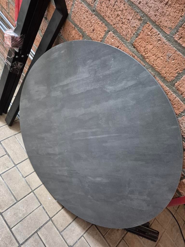 Rond tafelblad met poten - Grijs, Huis en Inrichting, Tafelonderdelen, Ophalen, Overige materialen, Rond, Zo goed als nieuw
