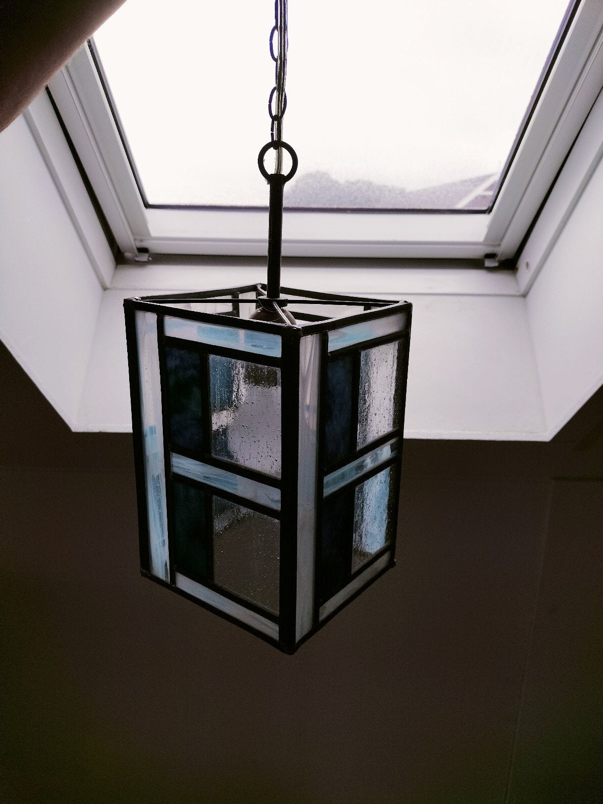 Unieke glas in lood hanglamp - transparant, blauw en wit, Gebruikt, Glas in lood, Modern, Overige fittingen, Ophalen of Verzenden