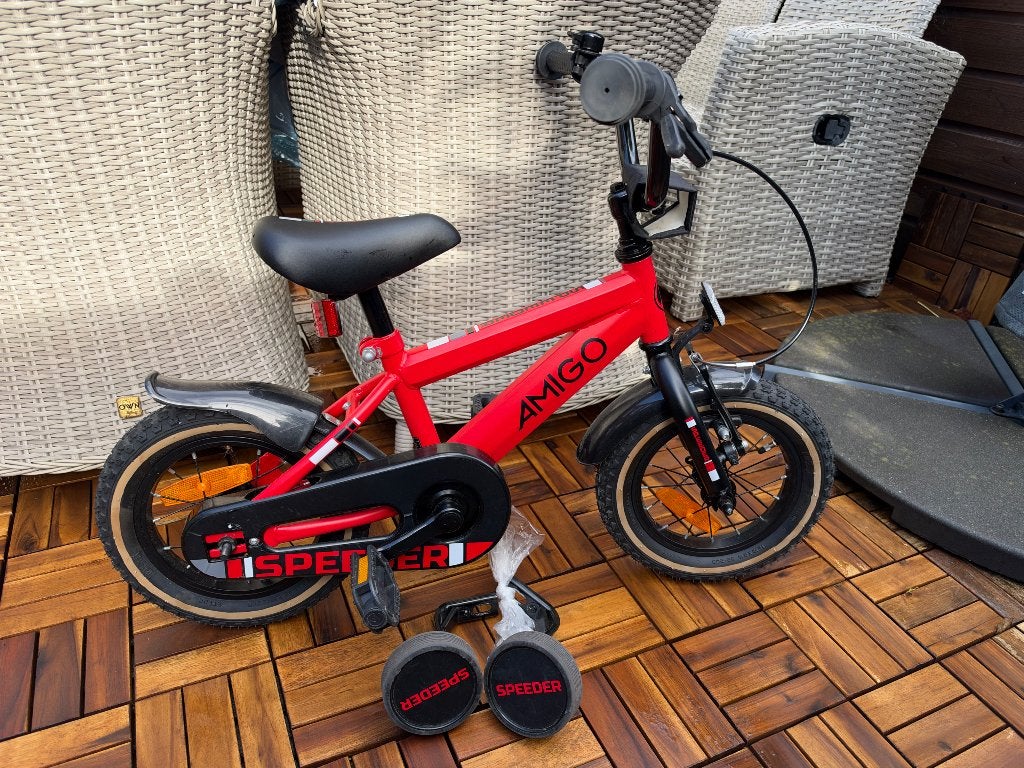 AMIGO speeder kinderfiets 12 inch, rood in ZGS!, Ophalen, Terugtraprem, Zijwieltjes, Gebruikt