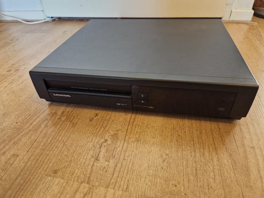 Grundig GV401VPT VHS videorecorder, Ophalen, Gebruikt, VHS-speler of -recorder