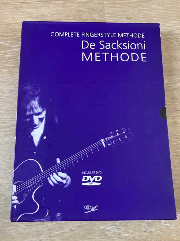 De Sacksioni Methode - Complete Fingerstyle Methode, Muziek en Instrumenten, Bladmuziek, Ophalen of Verzenden, Zo goed als nieuw
