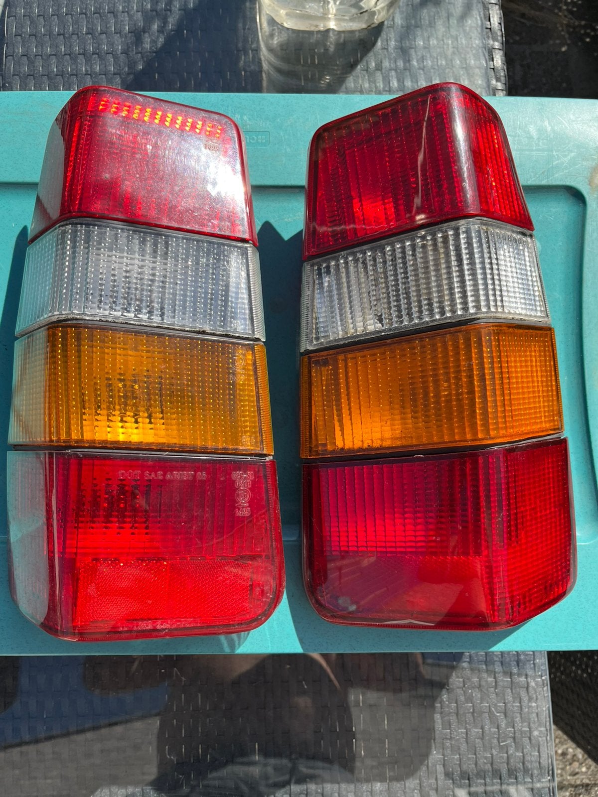 2 Zeer mooie achterlichten volvo 240 245 en onderdelen ervan, Ophalen of Verzenden, Volvo