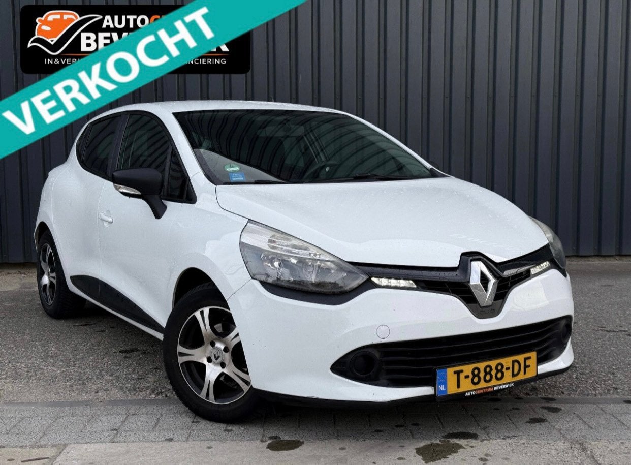 Renault Clio 1.2 Night & Day 75pk 5-DRS 2015 Wit Bluetooth, Auto's, Voorwielaandrijving, Euro 5, Stof, Zwart