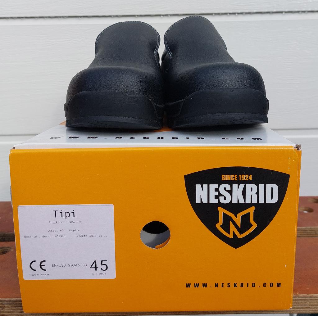 Instapper werkschoenen maat 45 van NESKRID, Kleding | Heren, Schoenen, Zwart, Nieuw, Ophalen of Verzenden, Werkschoenen