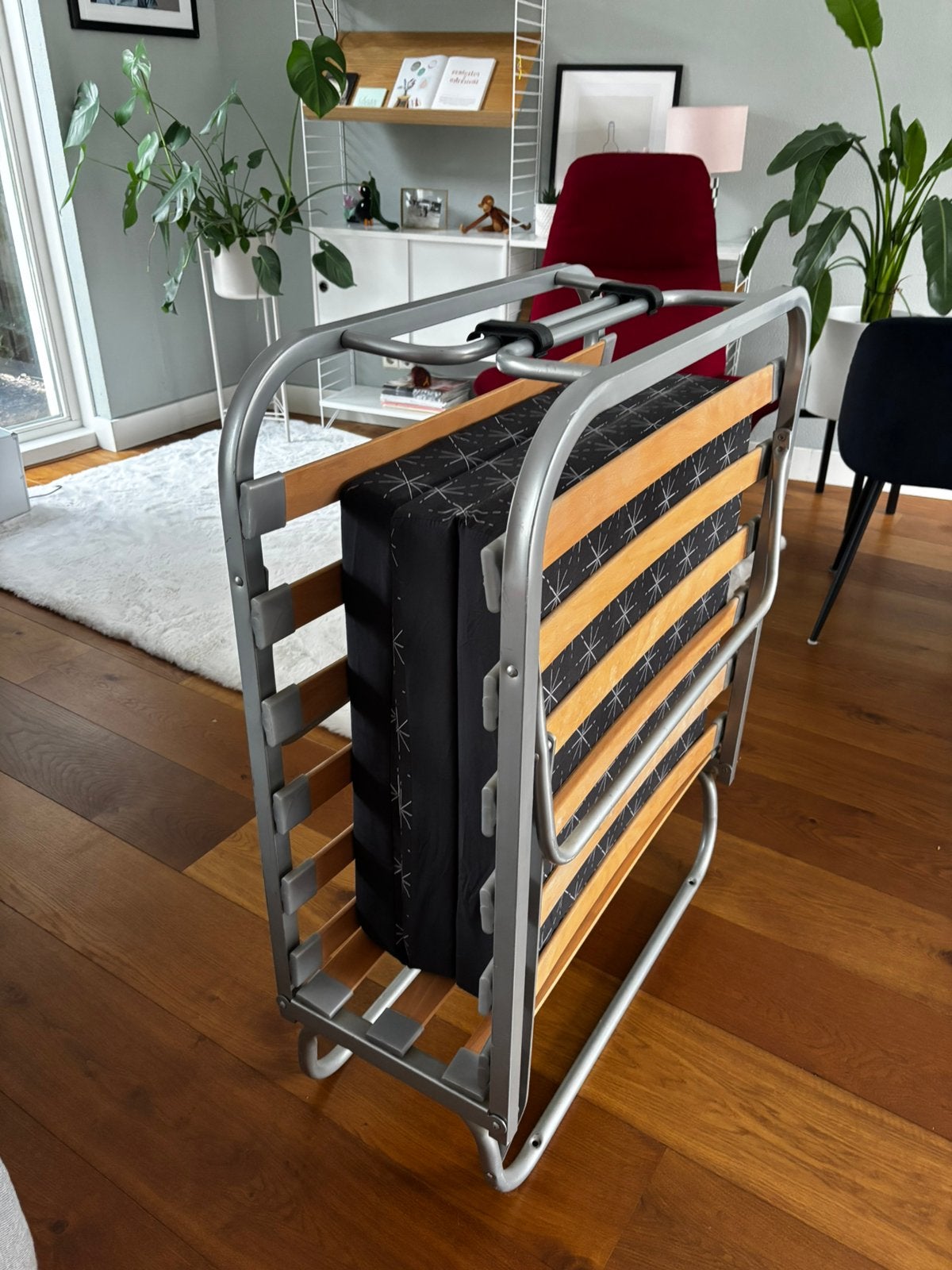 Logeerbed, Huis en Inrichting, Ophalen, Gebruikt, Eenpersoons, Bruin