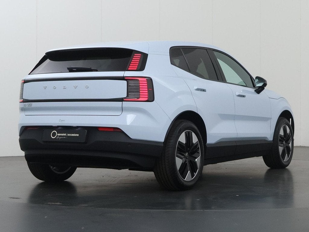 Volvo EX30 Single Motor Extended Range Plus 69 kWh | warmtep, Auto's, Volvo, Automaat, 476 km, Achterwielaandrijving, Gebruikt