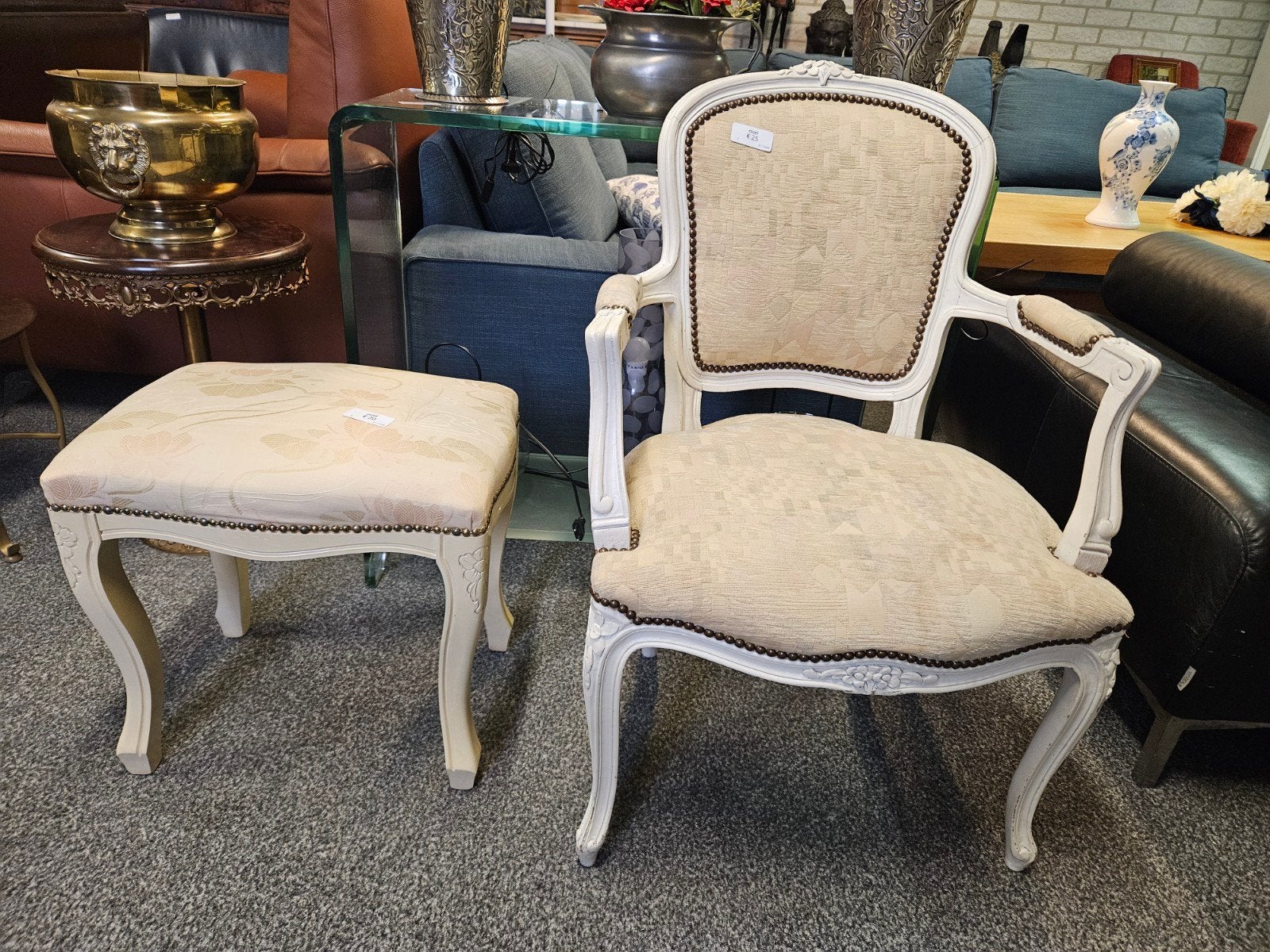 Antieke stoel en poef set - Crème/beige, Antiek en Kunst, Ophalen