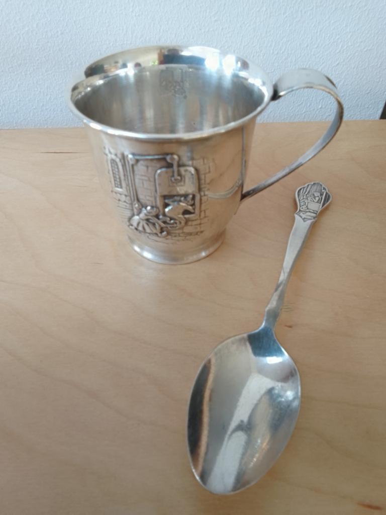 Georg Nilsson Sprookjes-serie: lepel en beker, verzilverd, Antiek en Kunst, Ophalen of Verzenden