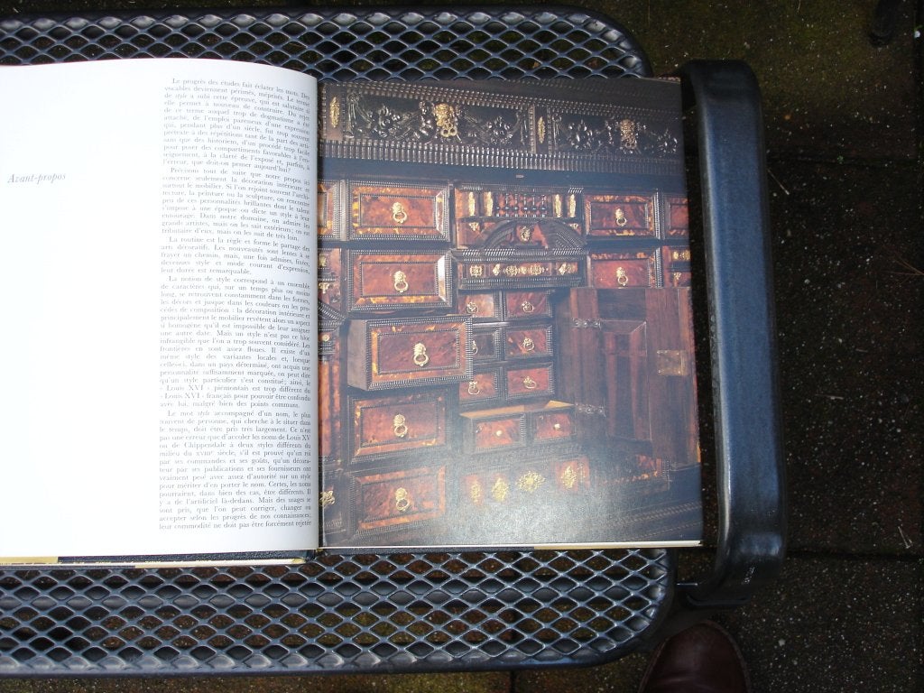 2 delen STYLES MEUBLES DECORS van LAROUSSE, Boeken, Encyclopedieën, Gelezen, Complete serie, Ophalen of Verzenden, Overige onderwerpen