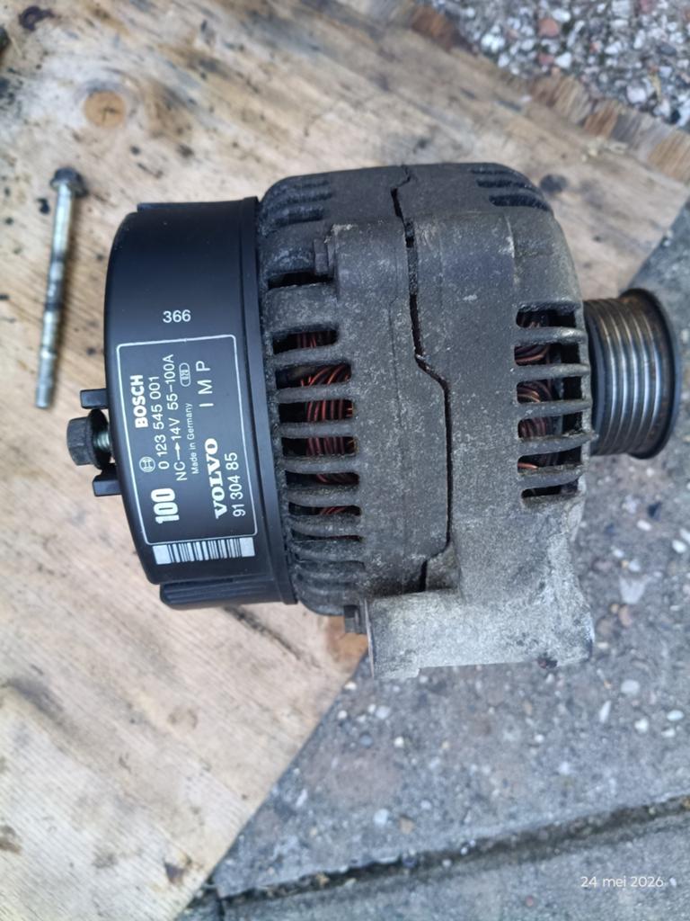 Startmotor dynamo en aircopomp Volvo 850, Ophalen, Nieuw, Volvo