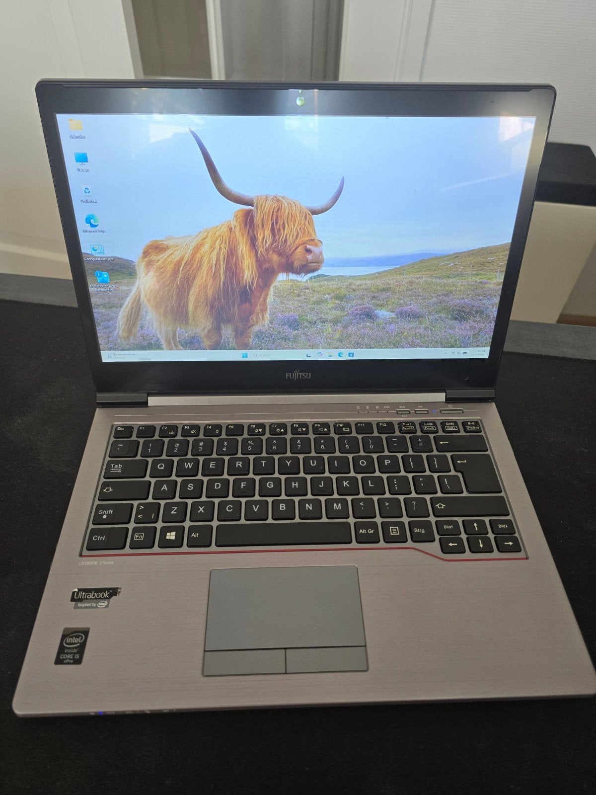 Fujitsu U745 Touchscreen Laptop - i5, 12GB RAM, 238GB SSD, Computers en Software, Windows Laptops, Gebruikt, 2 tot 3 Ghz, Qwerty