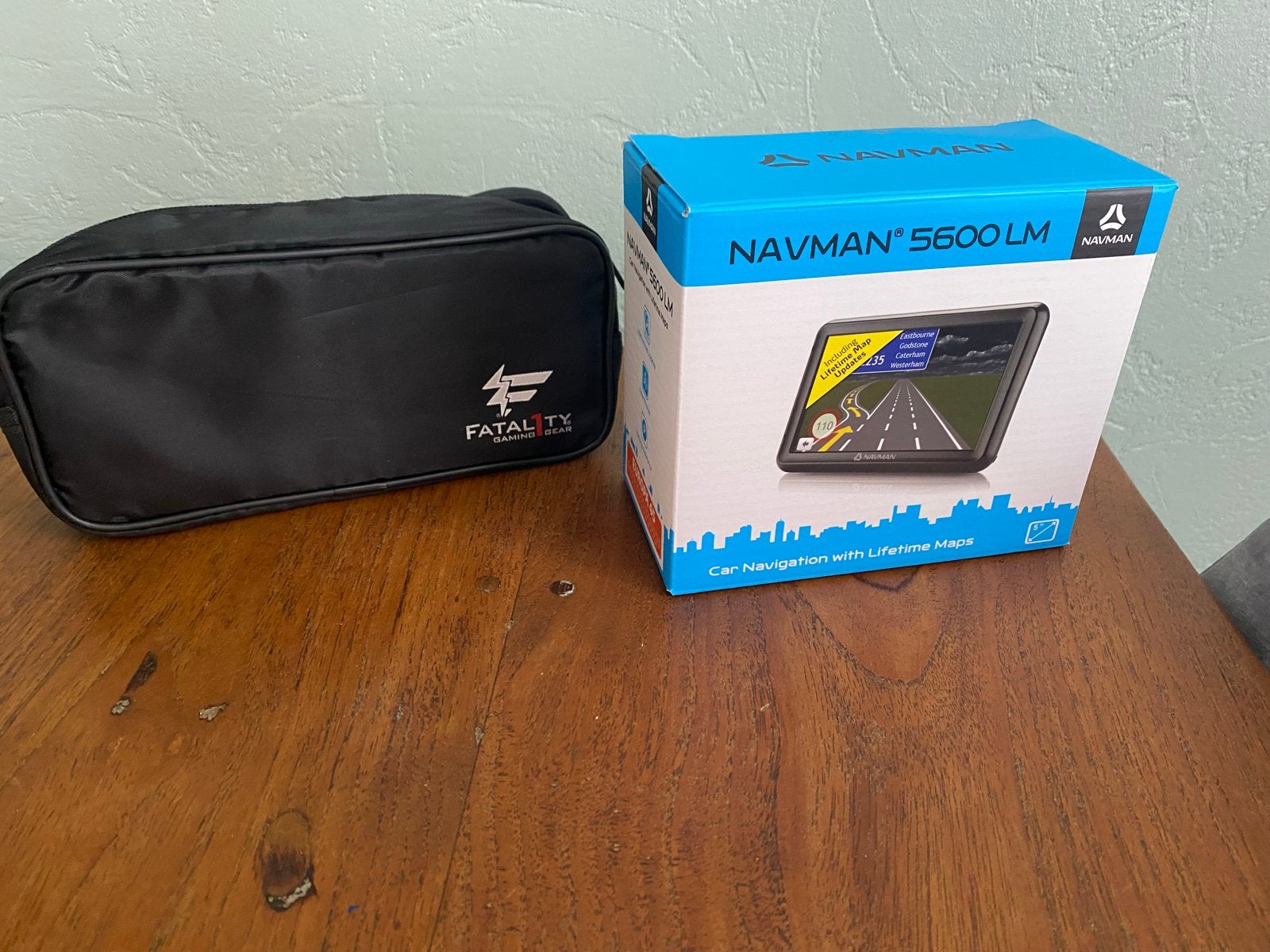 Tomtom Navman 5600LM met Lifetime Maps en accessoires, Ophalen of Verzenden, Gebruikt