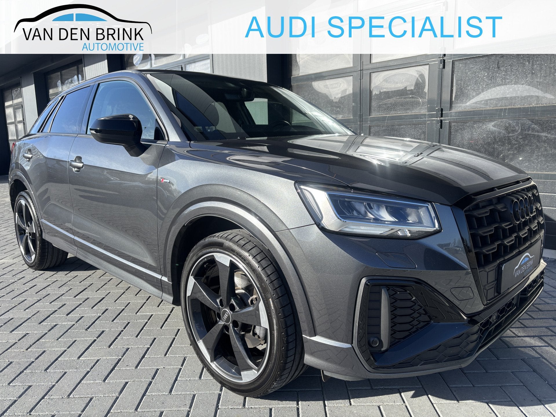 Audi Q2 35 TFSI S-Line Black Ed. Keyless Camera (bj 2022), Auto's, Dealer onderhouden, Stof, 4 cilinders, 150 pk