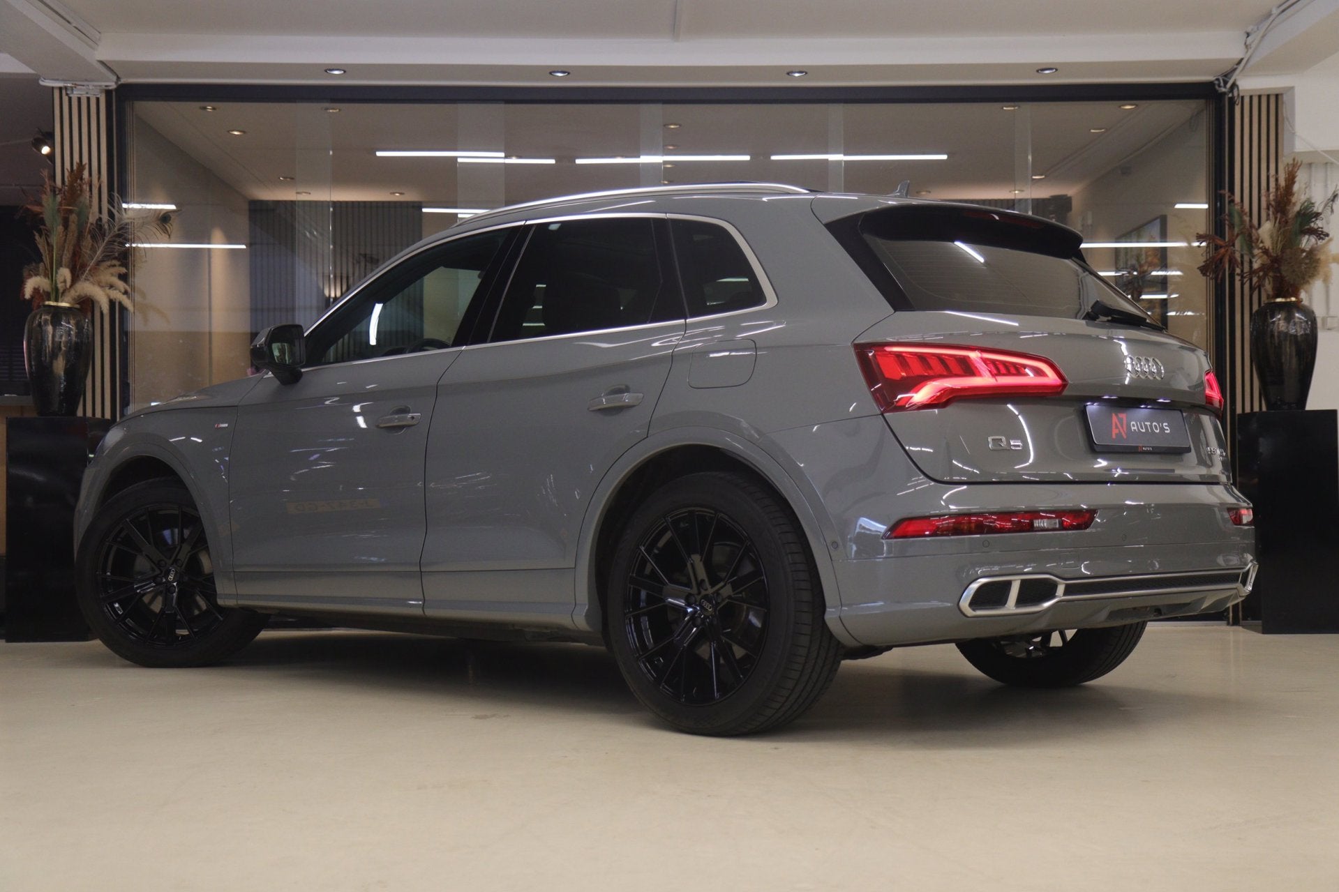 Audi Q5 55 TFSI e quattro Competition 3x S-LINE NARDO/PANO/3, Auto's, Automaat, Euro 6, Bedrijf, Hybride Elektrisch/Benzine
